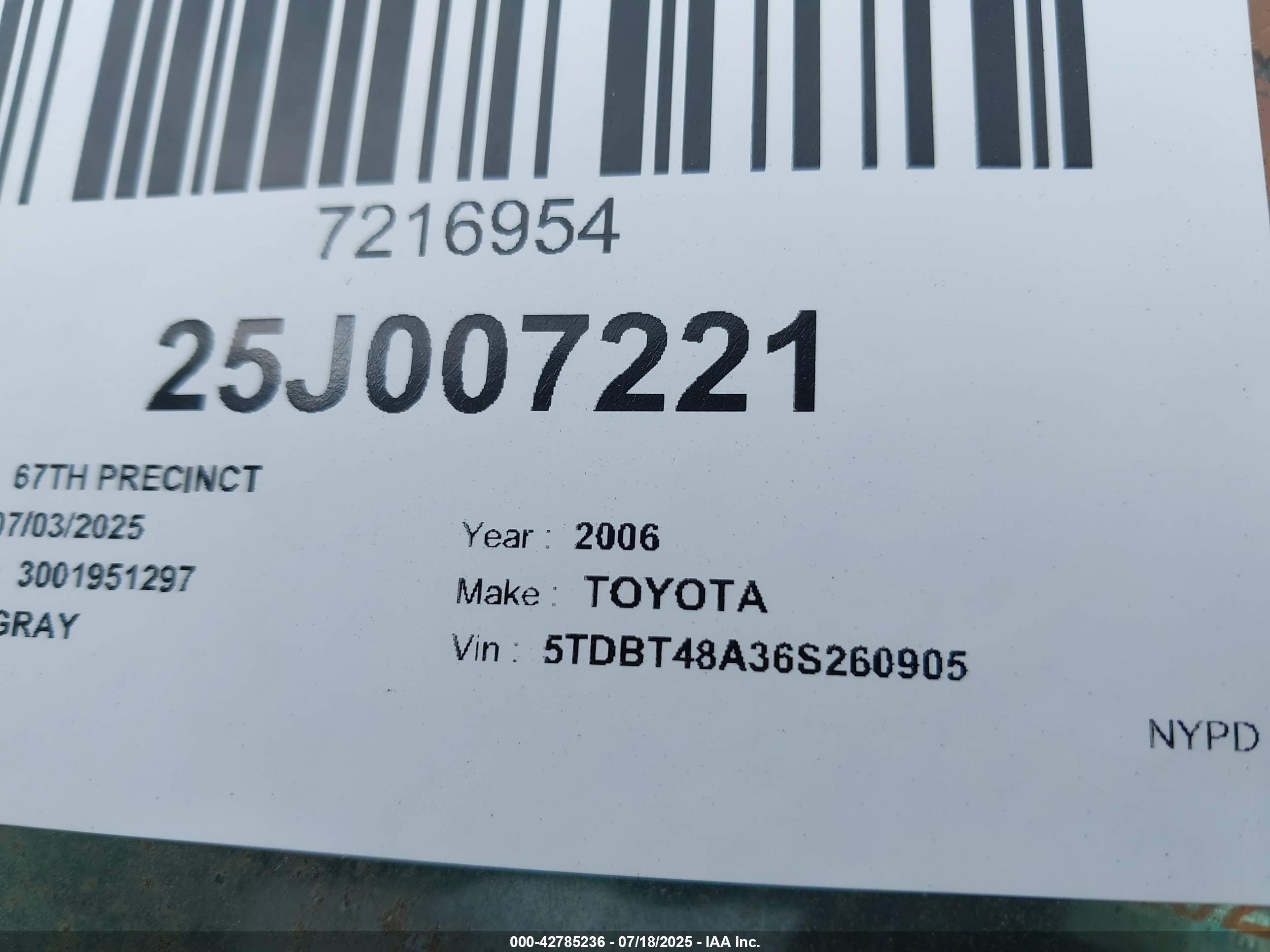 TOYOTA SEQUOIA image 9
