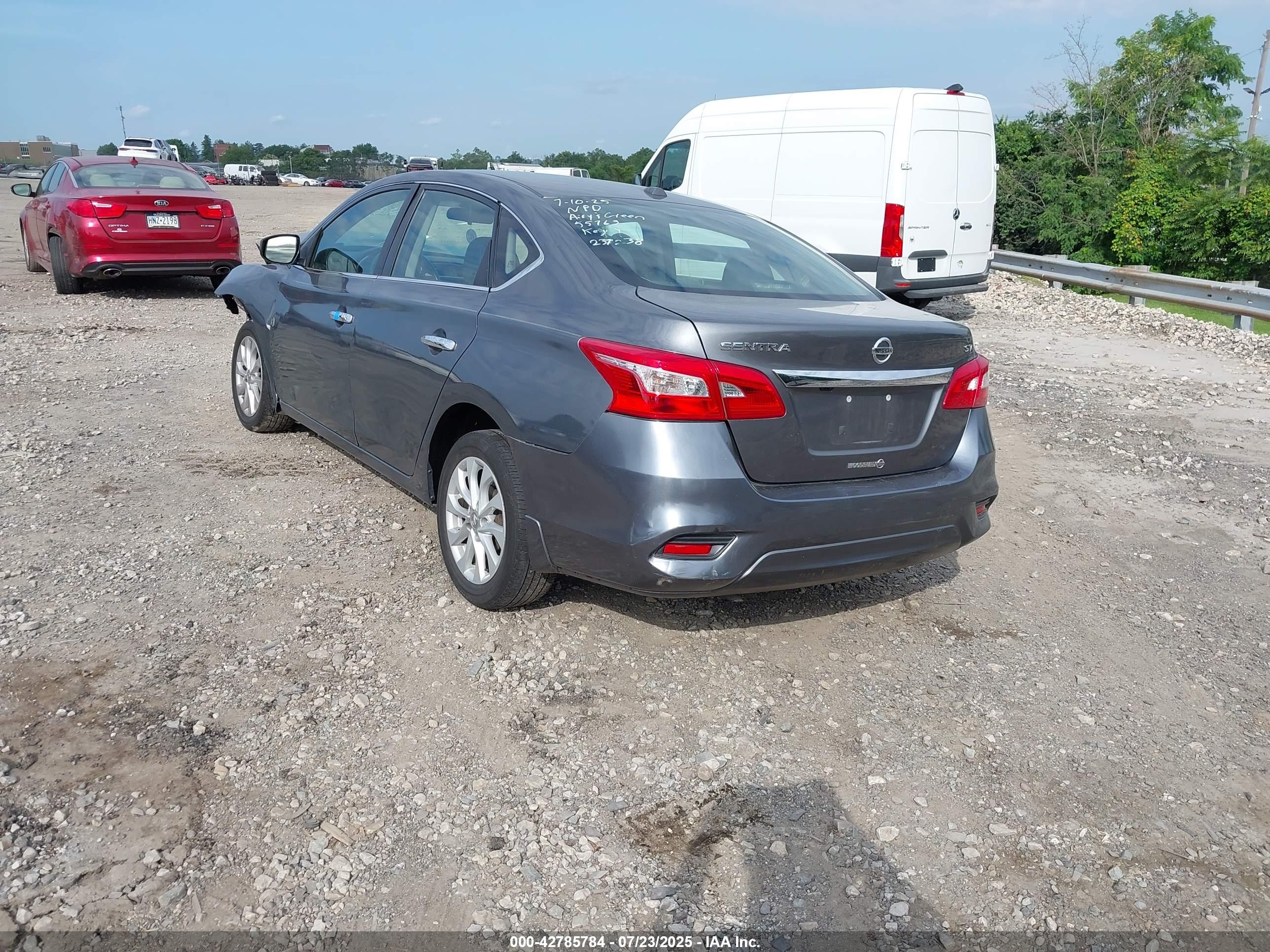 NISSAN SENTRA image 3