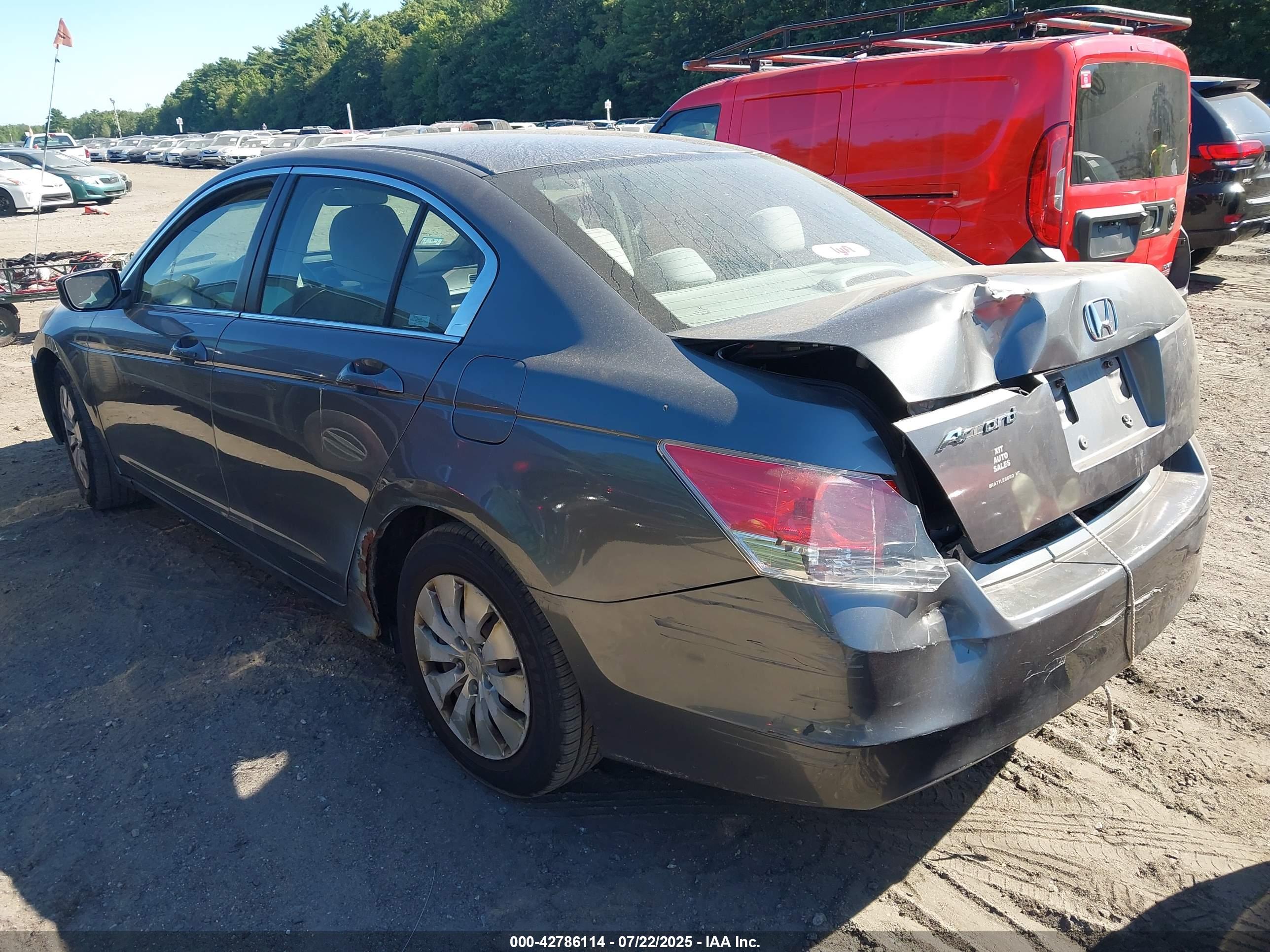 HONDA ACCORD image 3