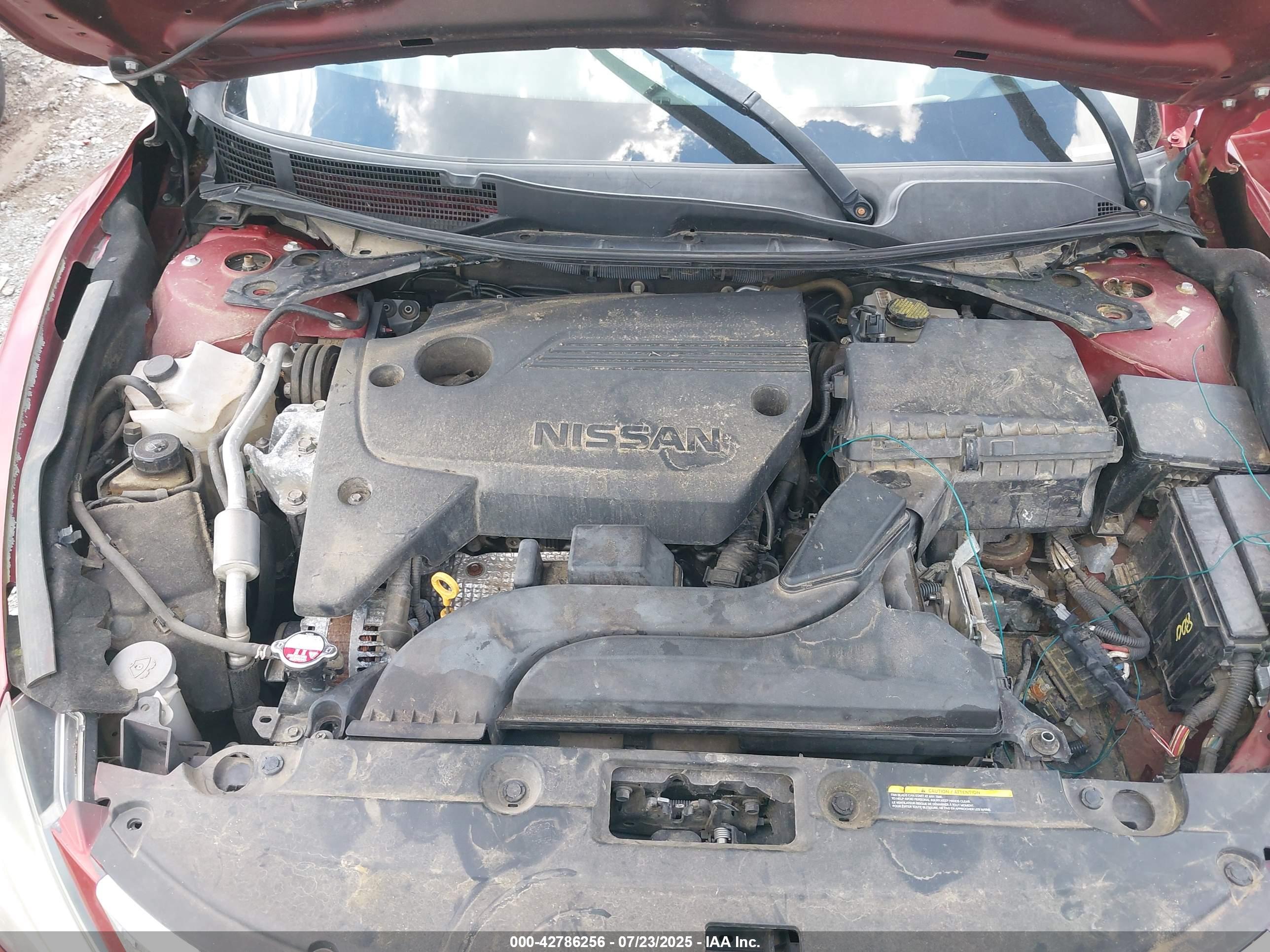 NISSAN ALTIMA image 10