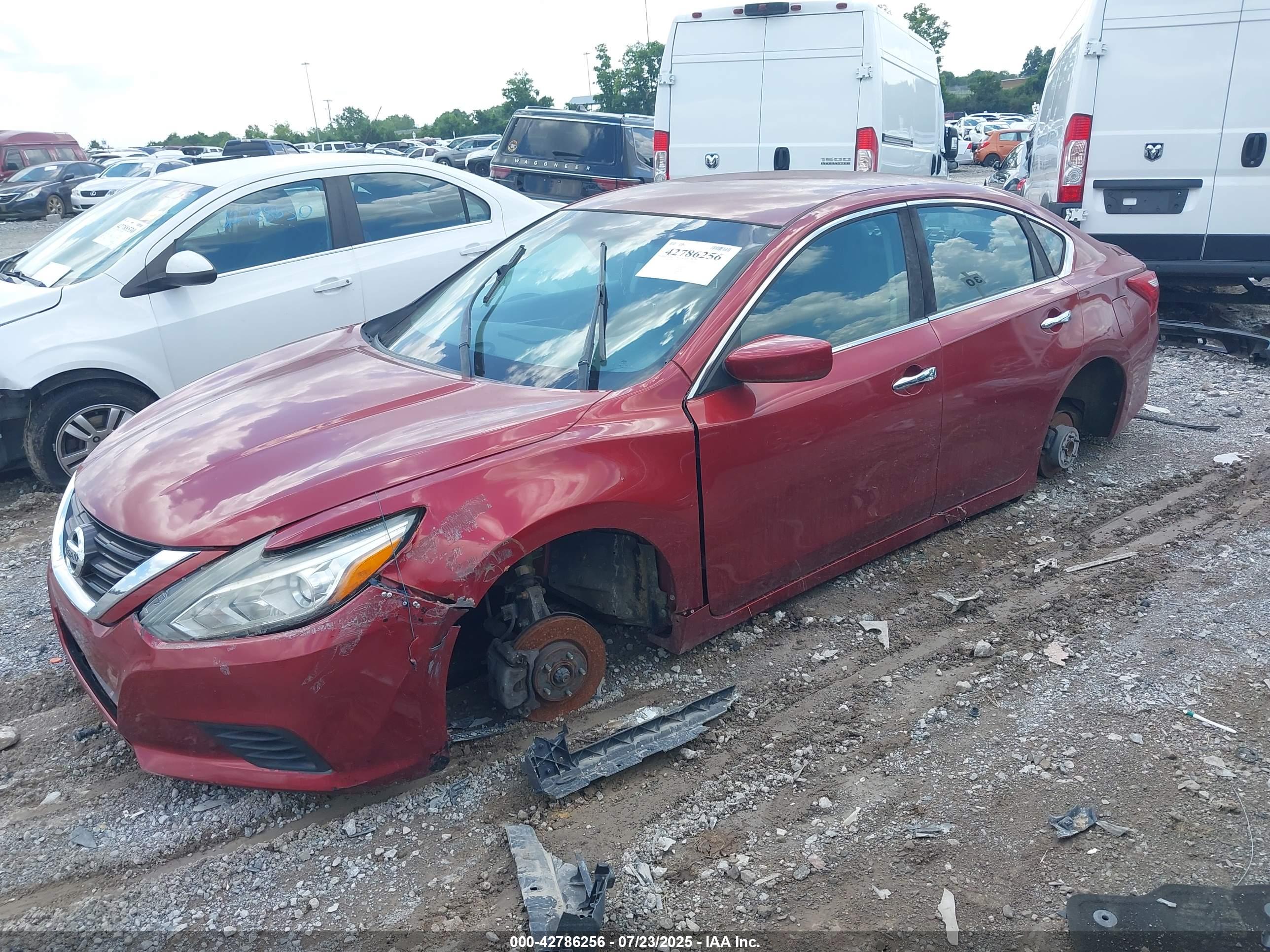 NISSAN ALTIMA image 2