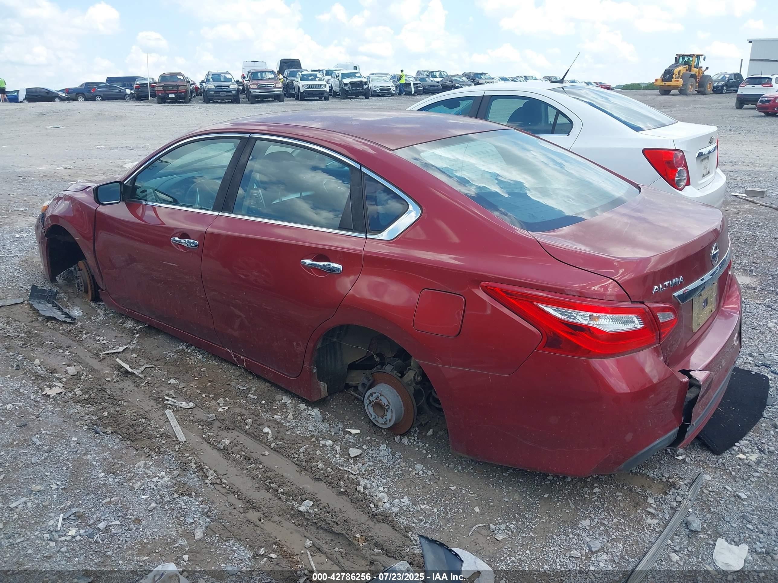 NISSAN ALTIMA image 3