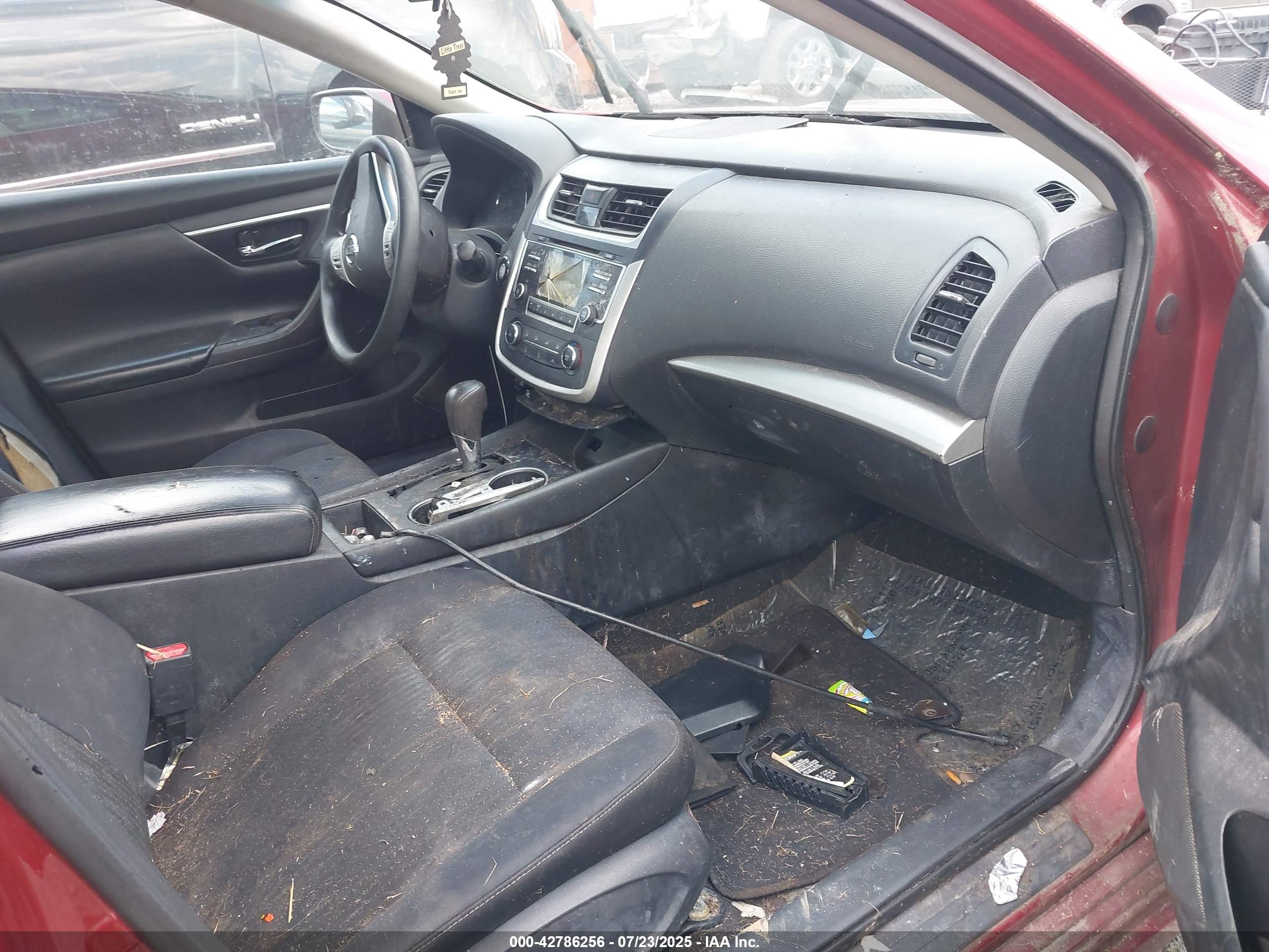 NISSAN ALTIMA image 5