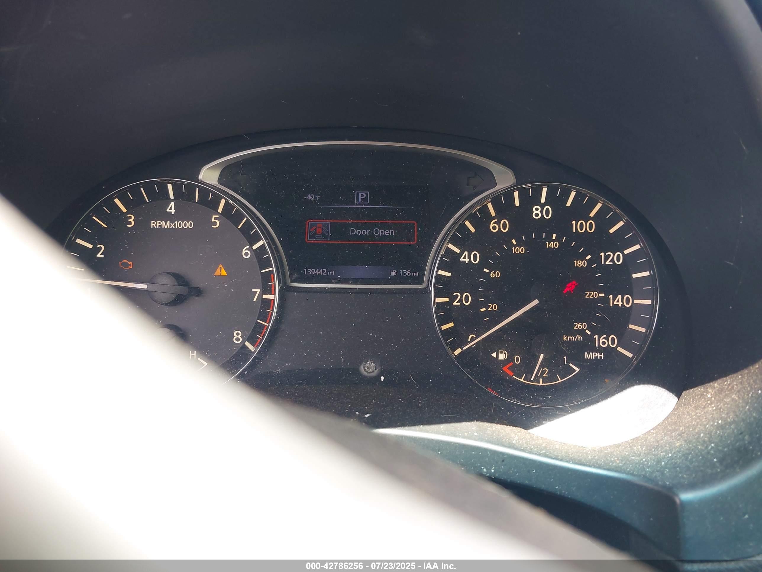 NISSAN ALTIMA image 7