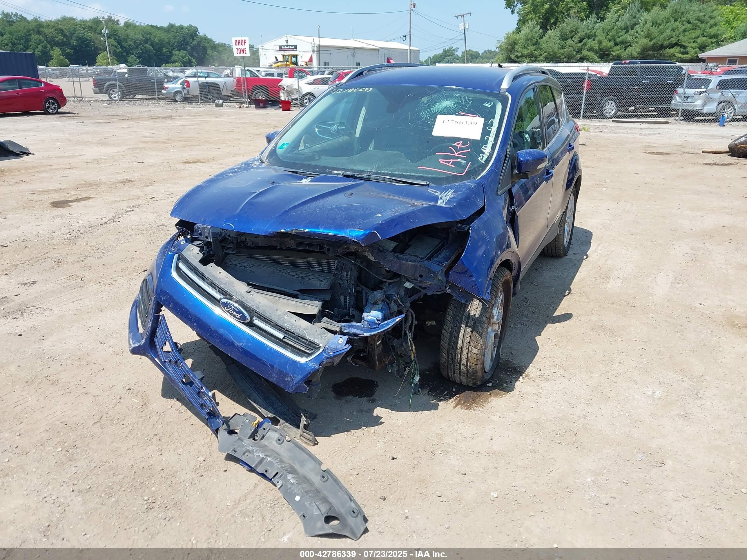 FORD ESCAPE image 2