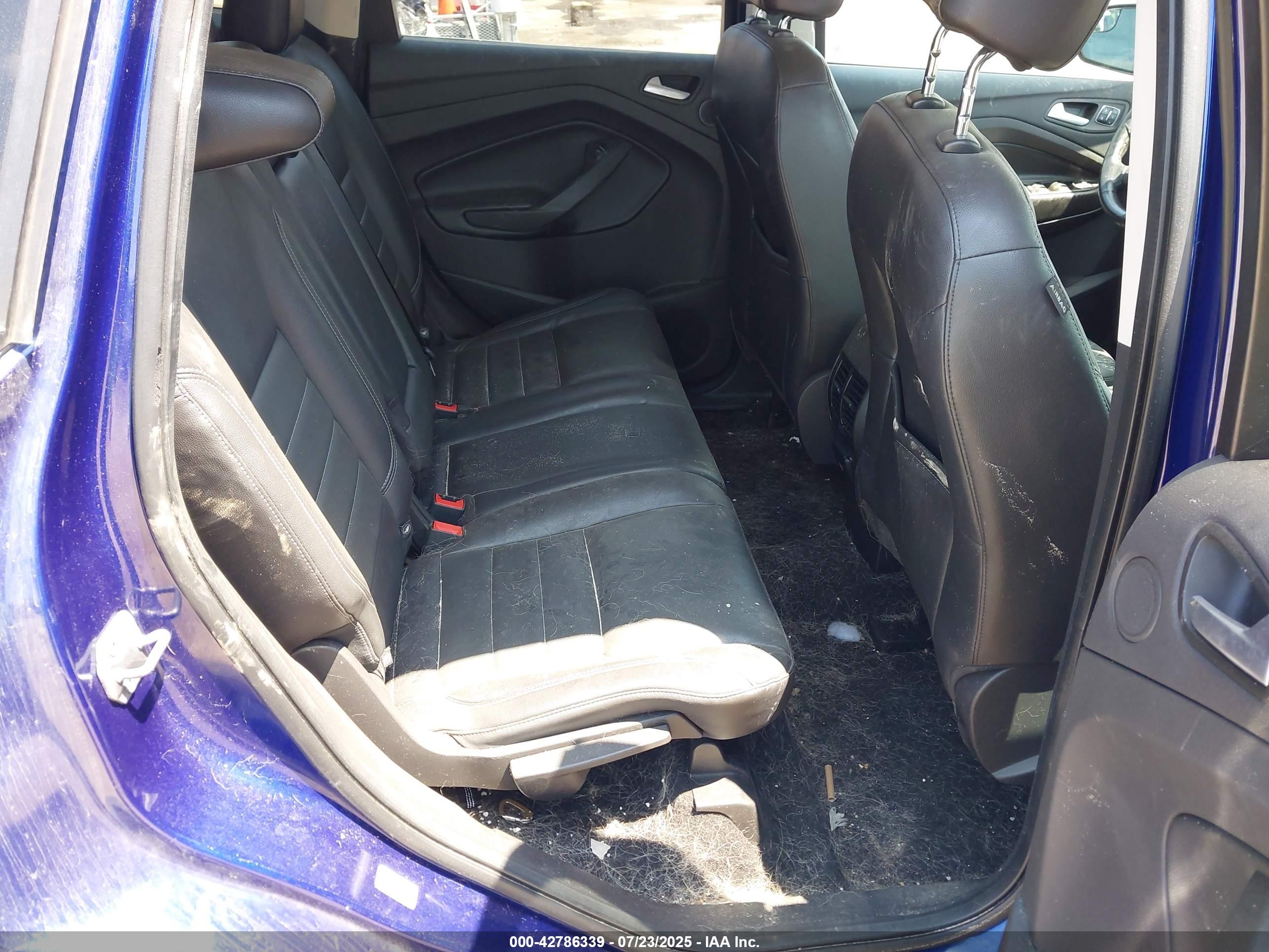 FORD ESCAPE image 8