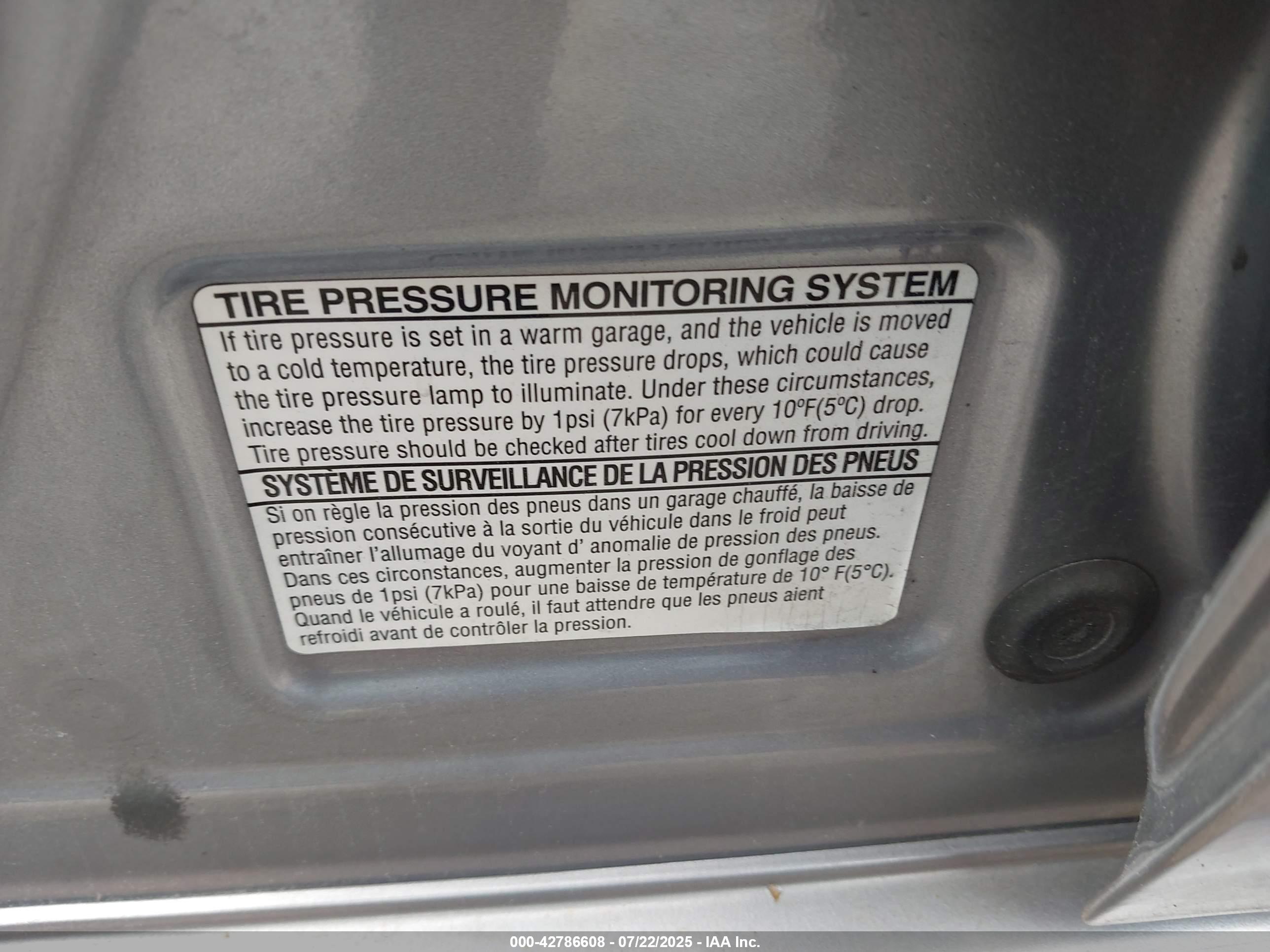 SUBARU LEGACY image 9