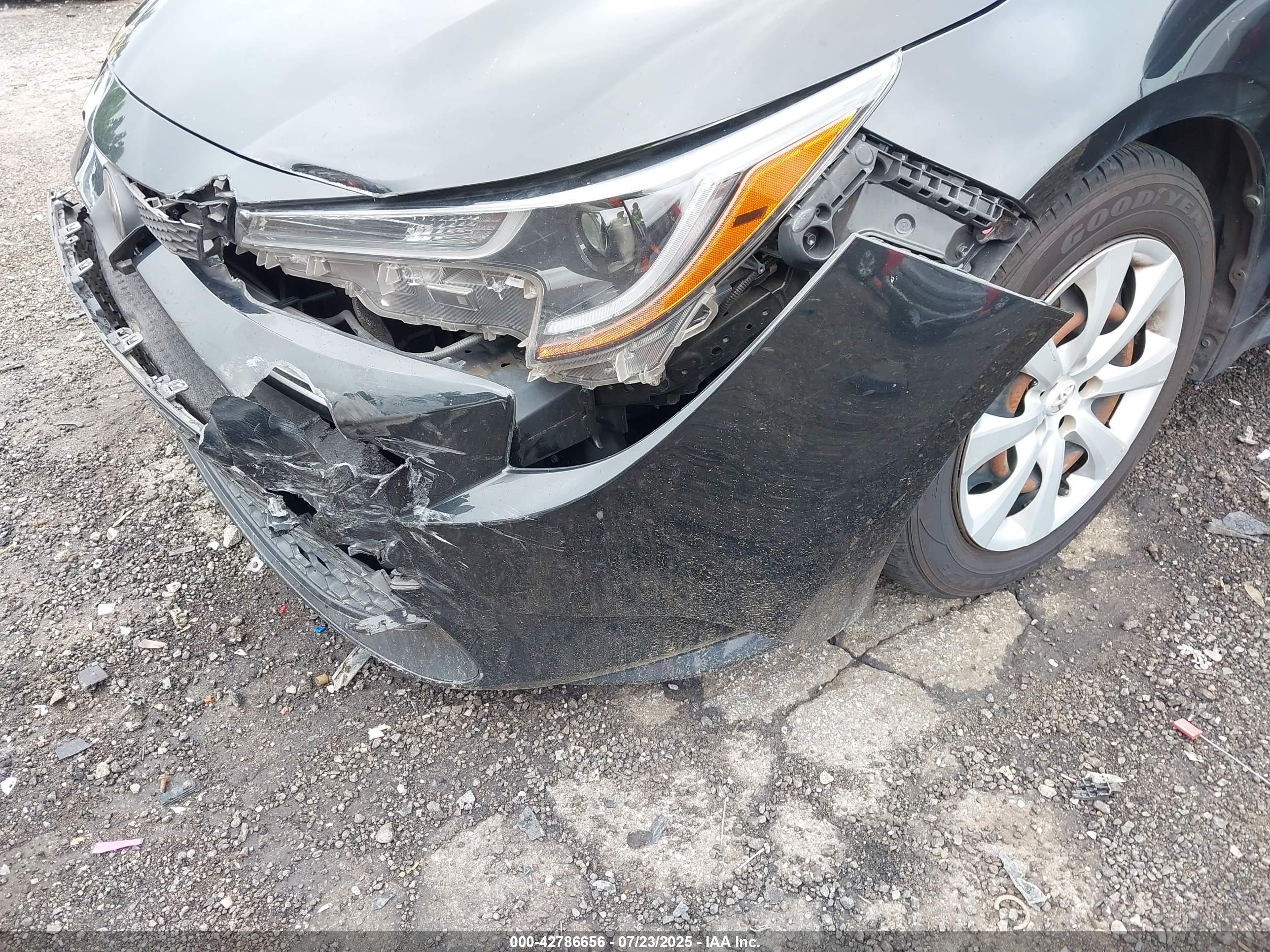 TOYOTA COROLLA image 6