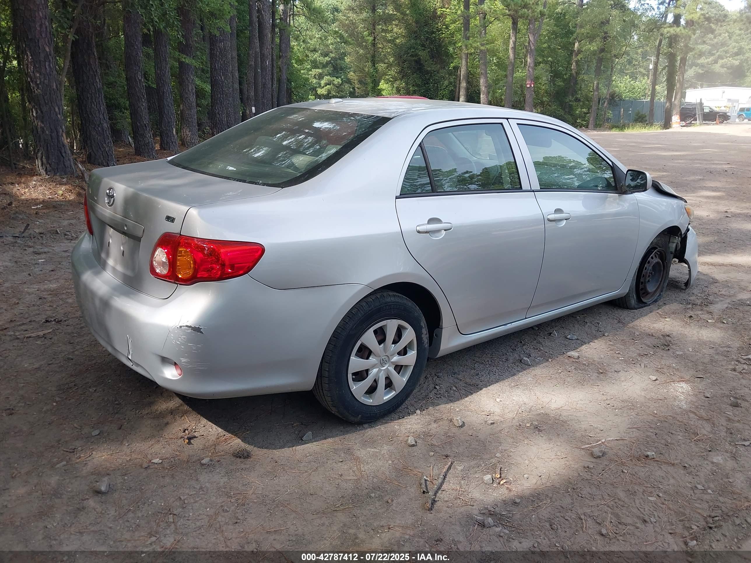 TOYOTA COROLLA image 4