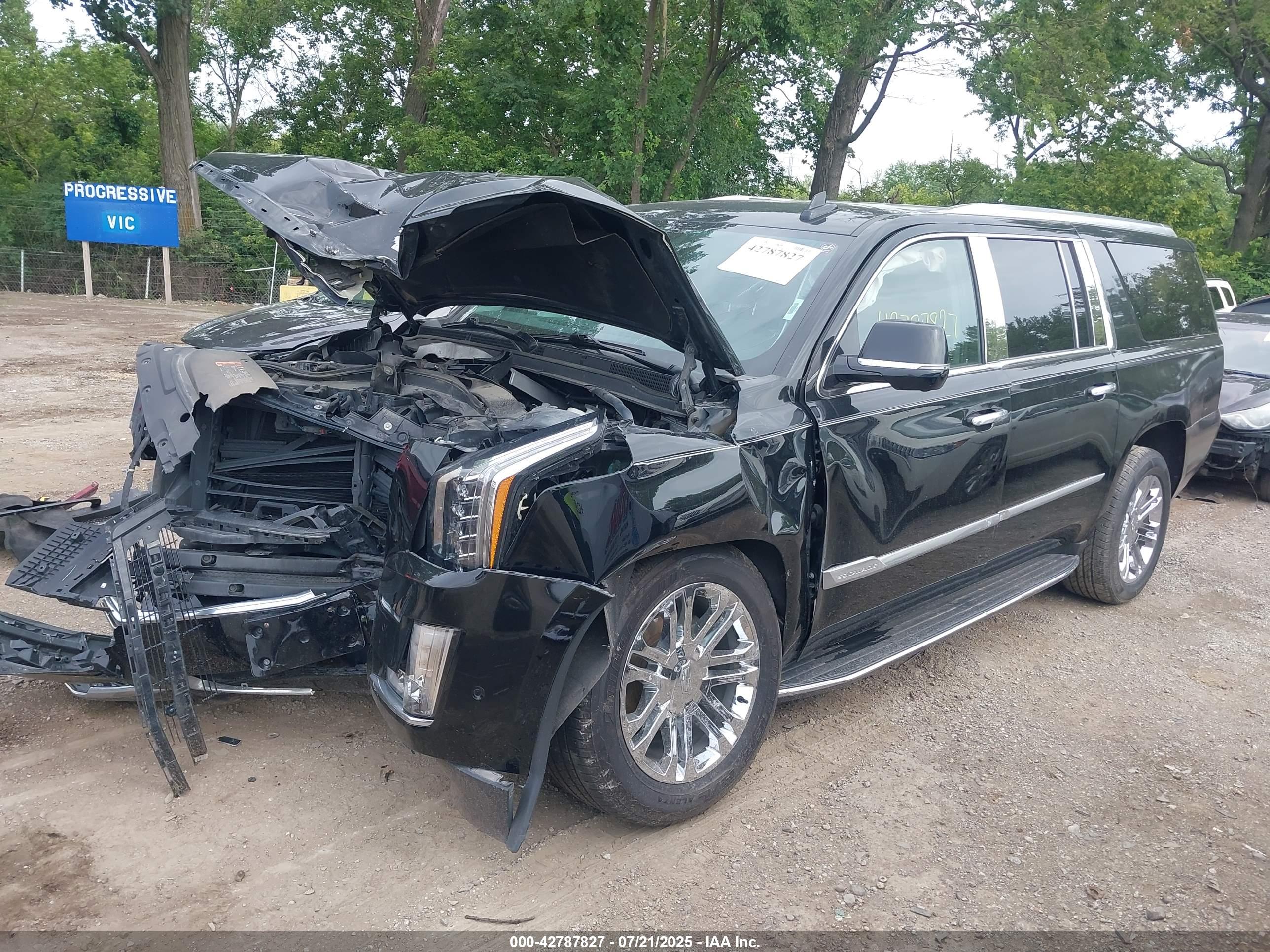 CADILLAC ESCALADE image 6
