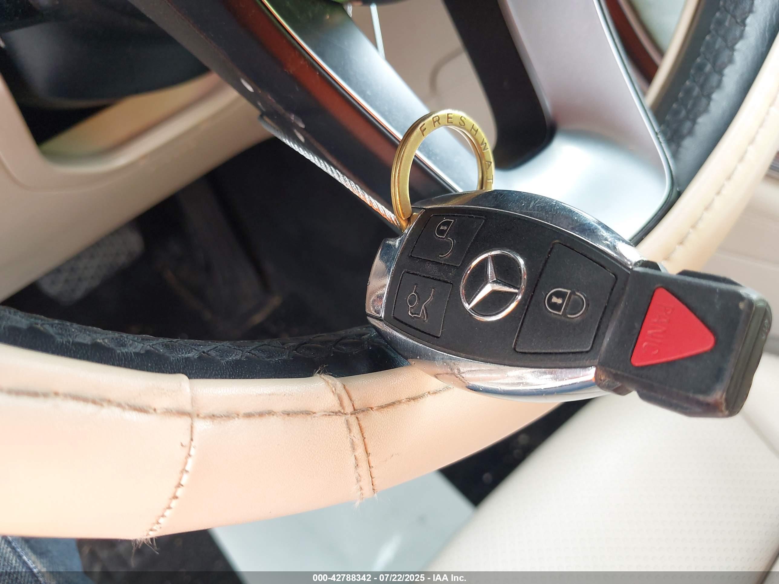 MERCEDES-BENZ GLC image 11