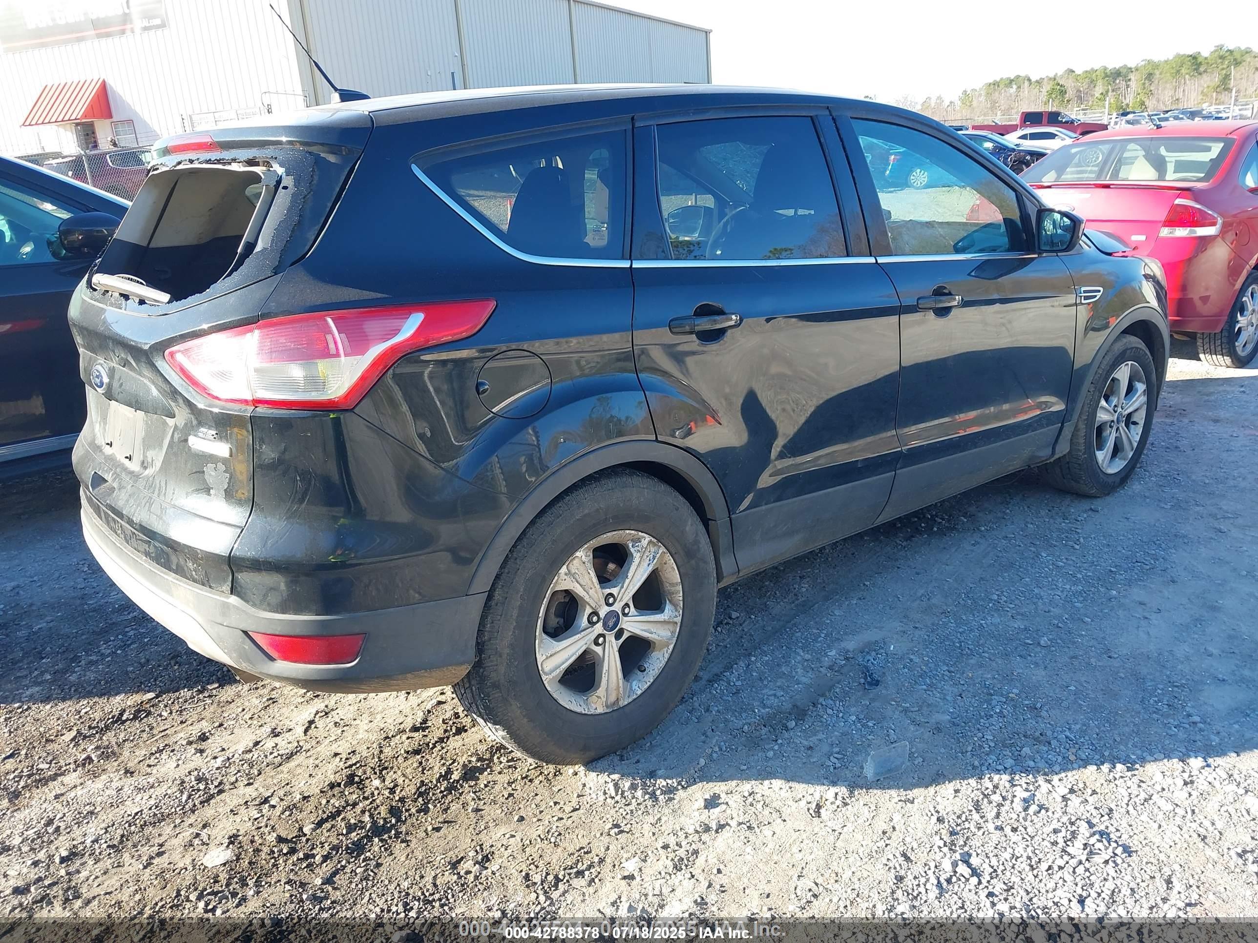 FORD ESCAPE image 4