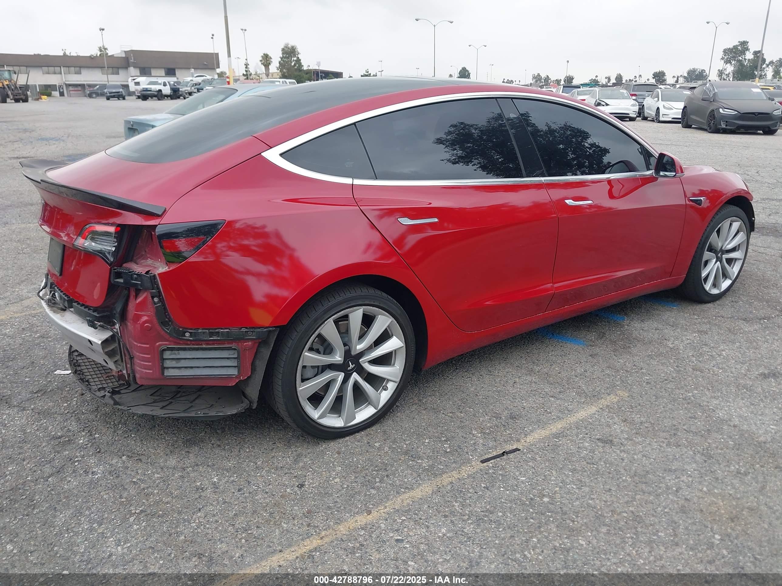 TESLA MODEL image 4