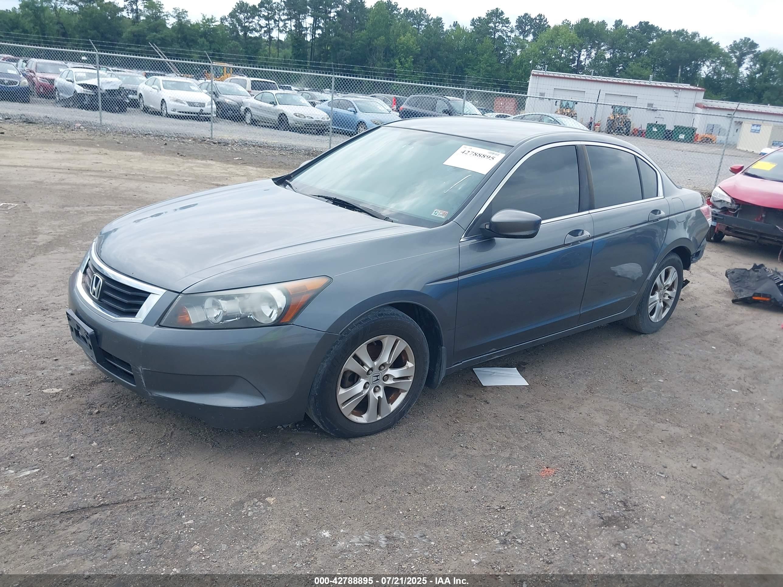 HONDA ACCORD image 2