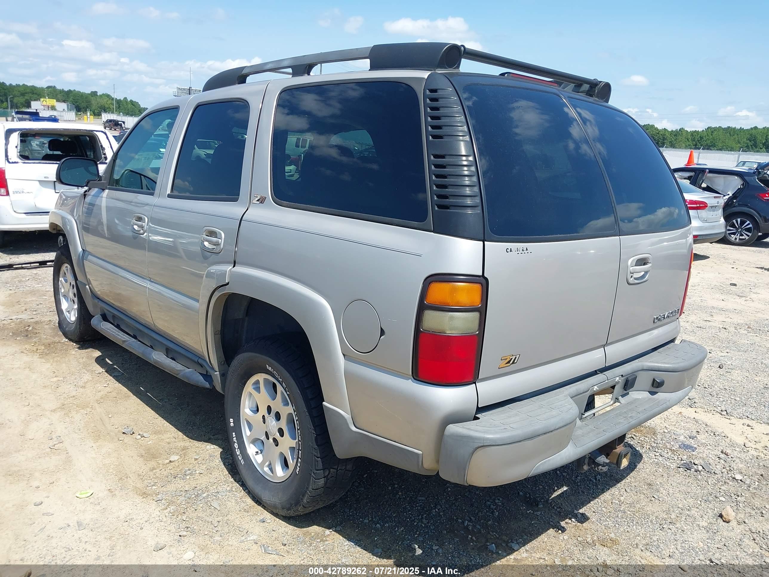 CHEVROLET TAHOE image 3