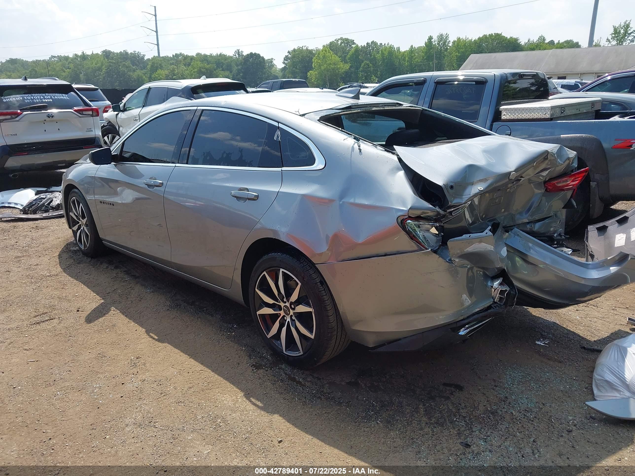 CHEVROLET MALIBU image 3