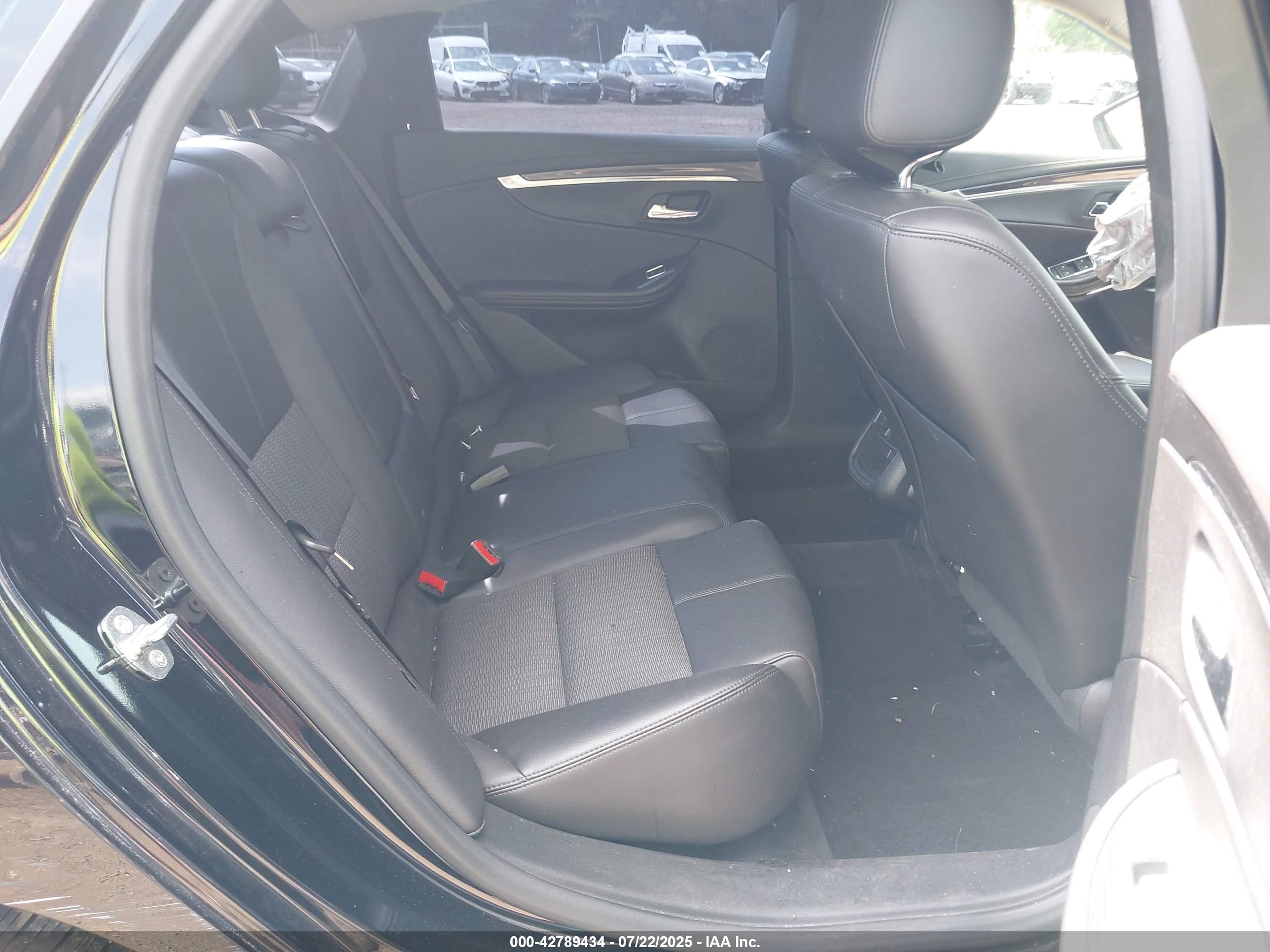 CHEVROLET IMPALA image 8