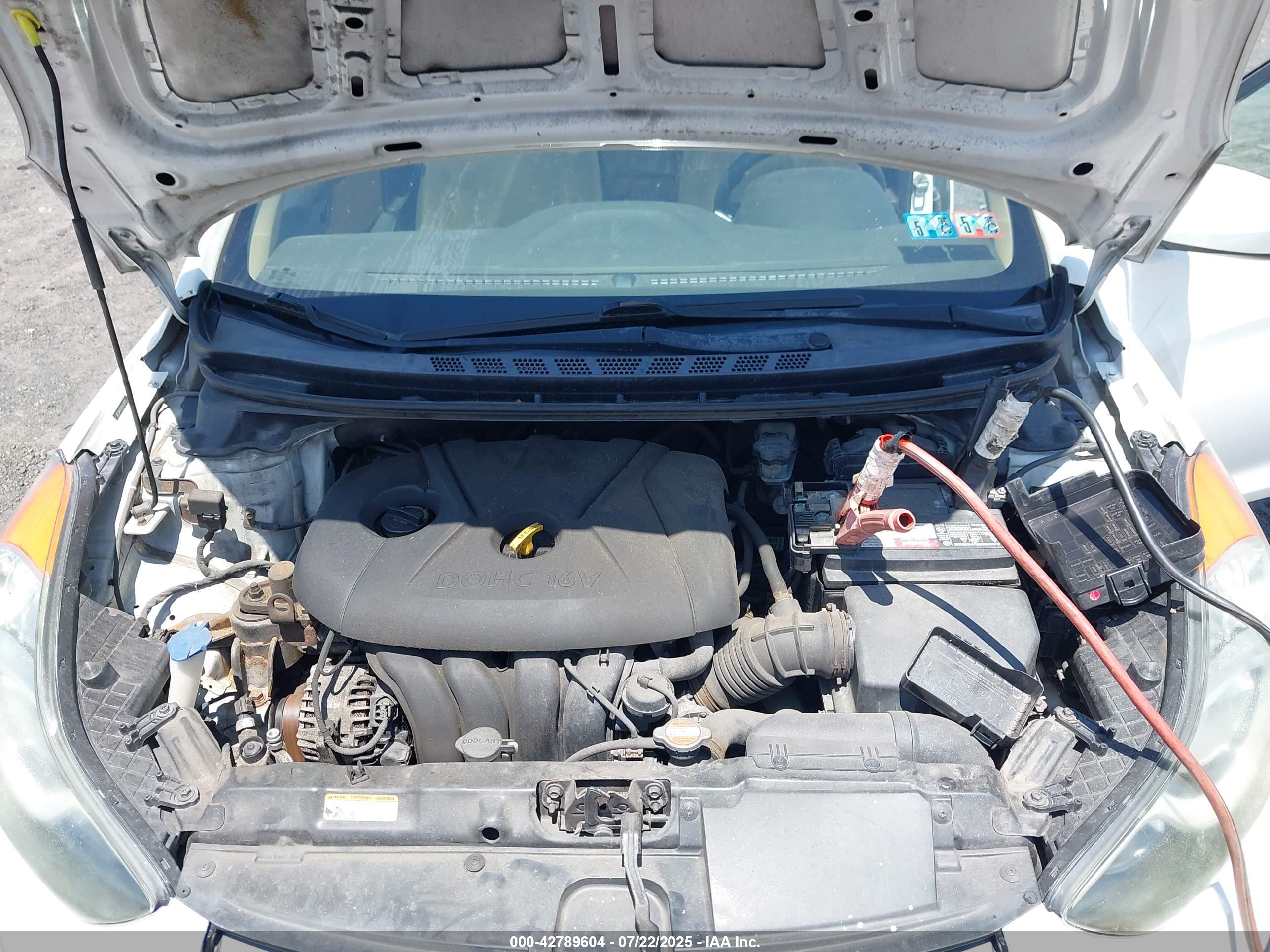 HYUNDAI ELANTRA image 10