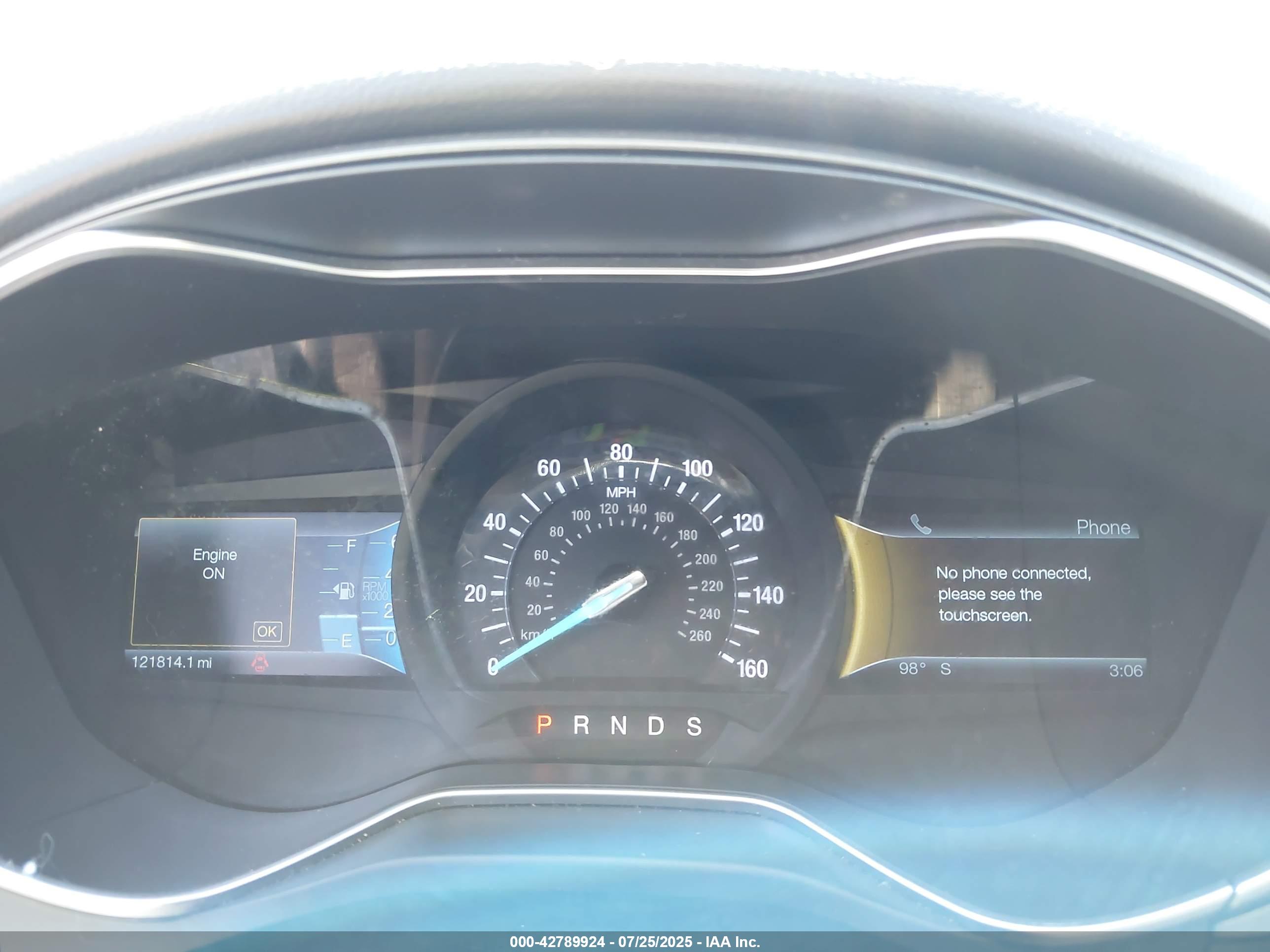 FORD FUSION image 7