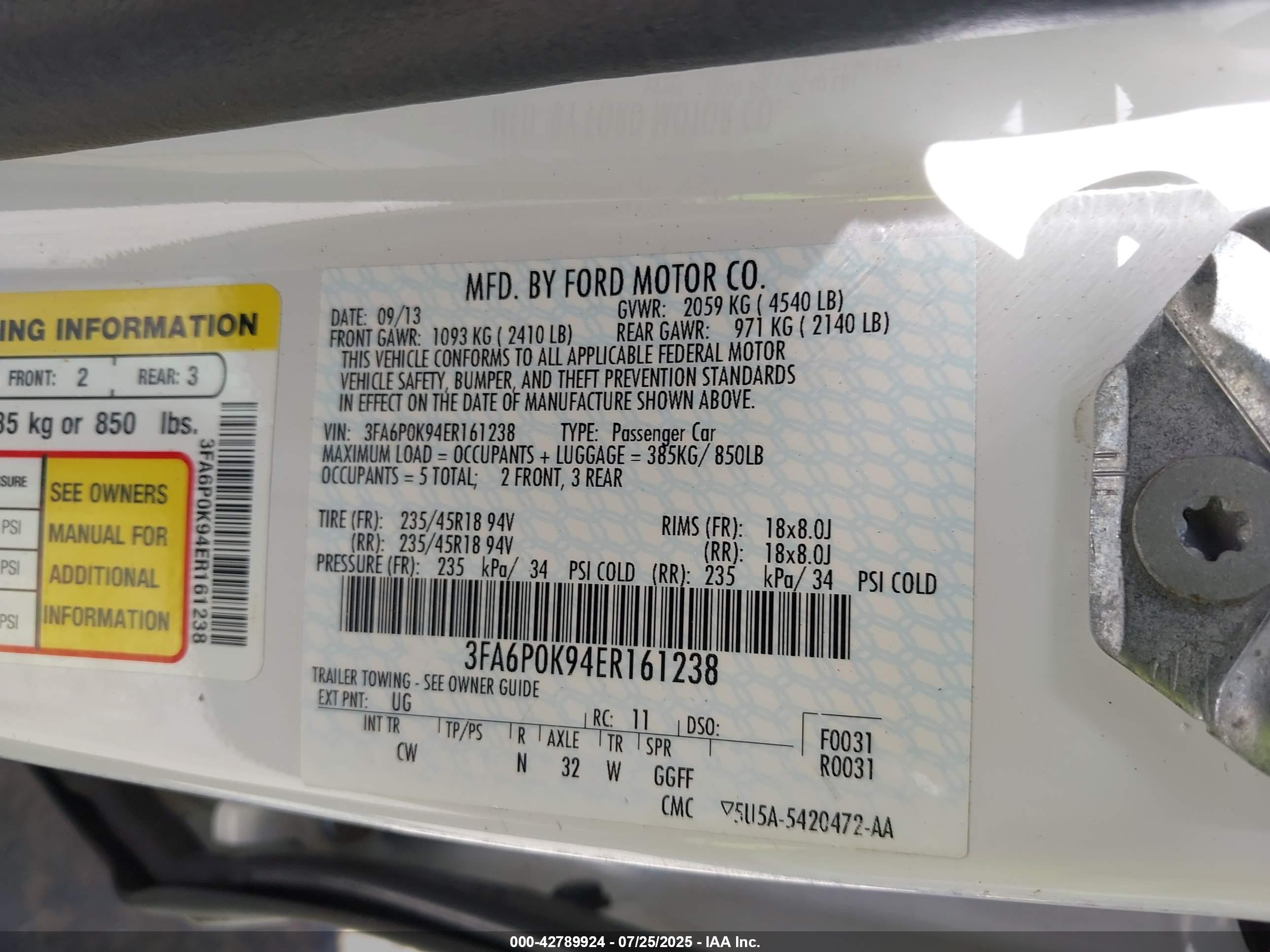 FORD FUSION image 9
