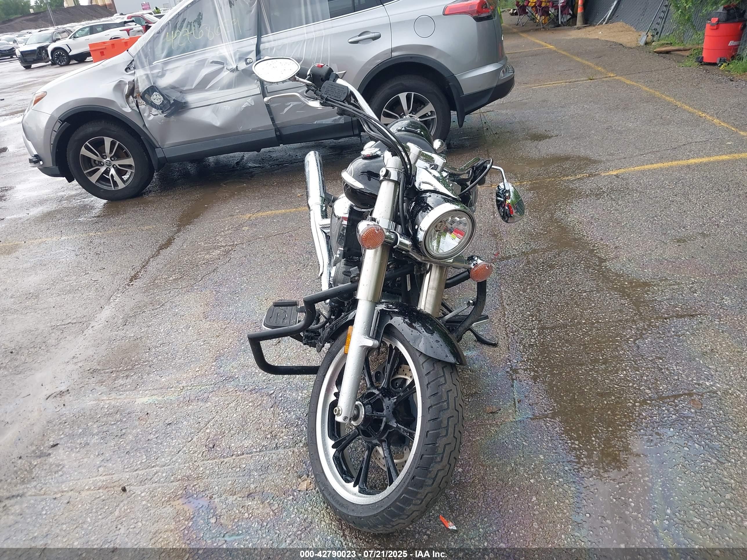 YAMAHA XVS950 image 5