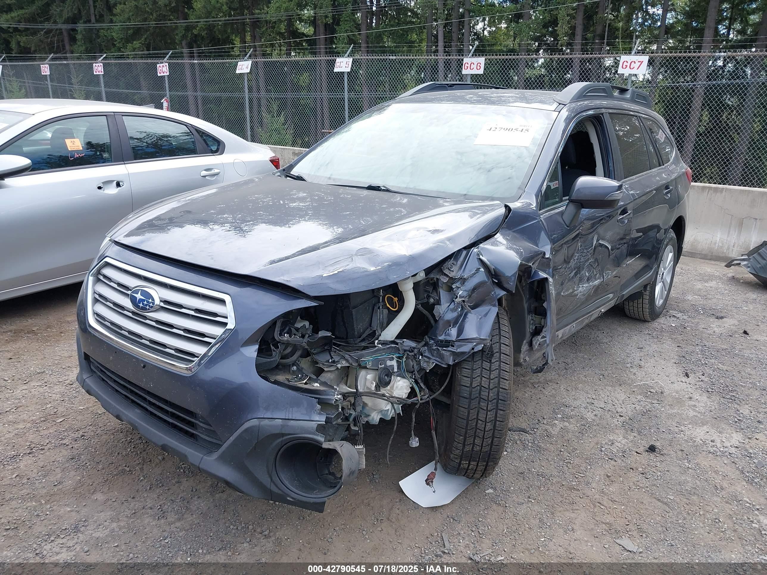 SUBARU OUTBACK image 2