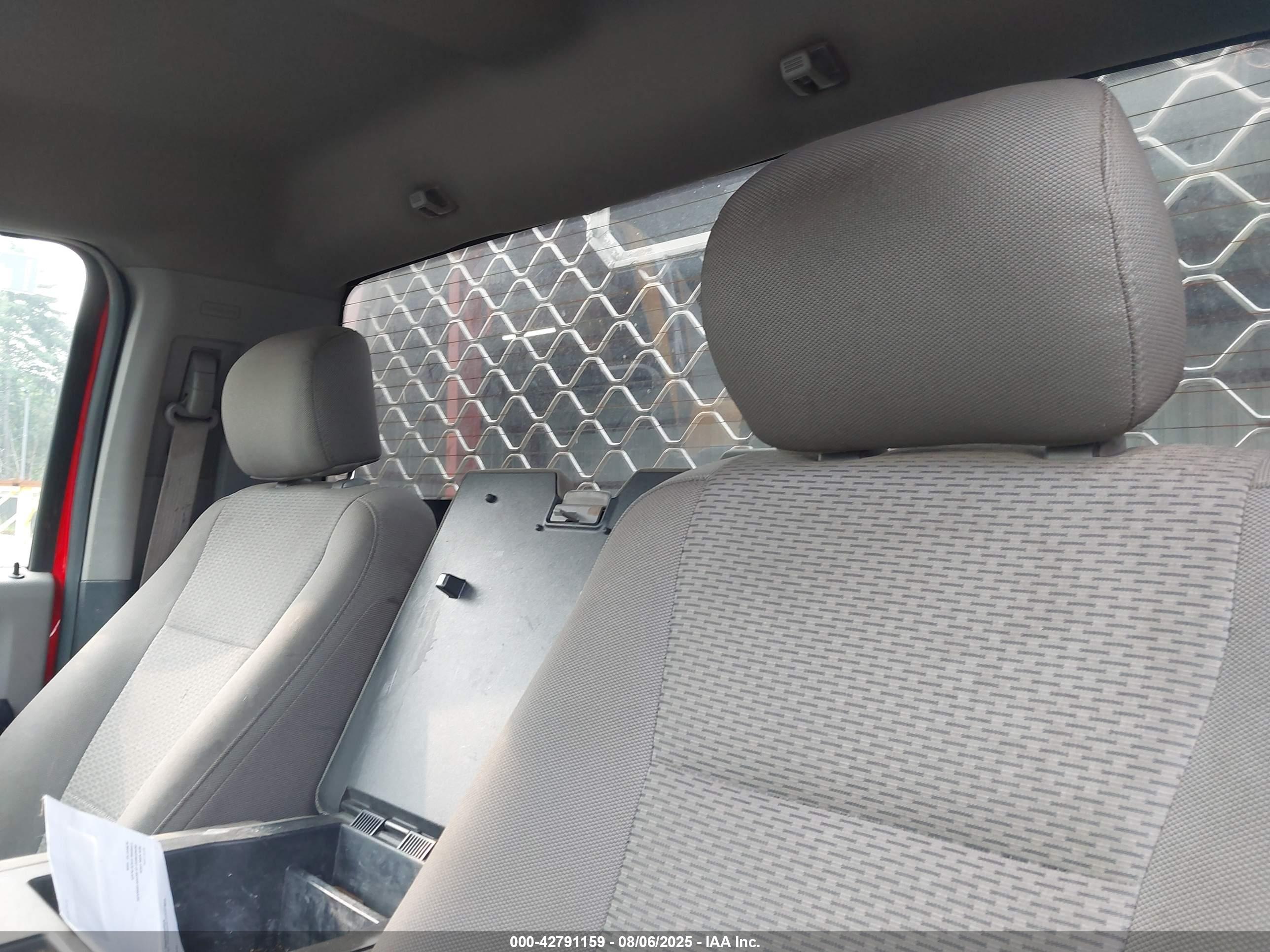 FORD F-350 image 8