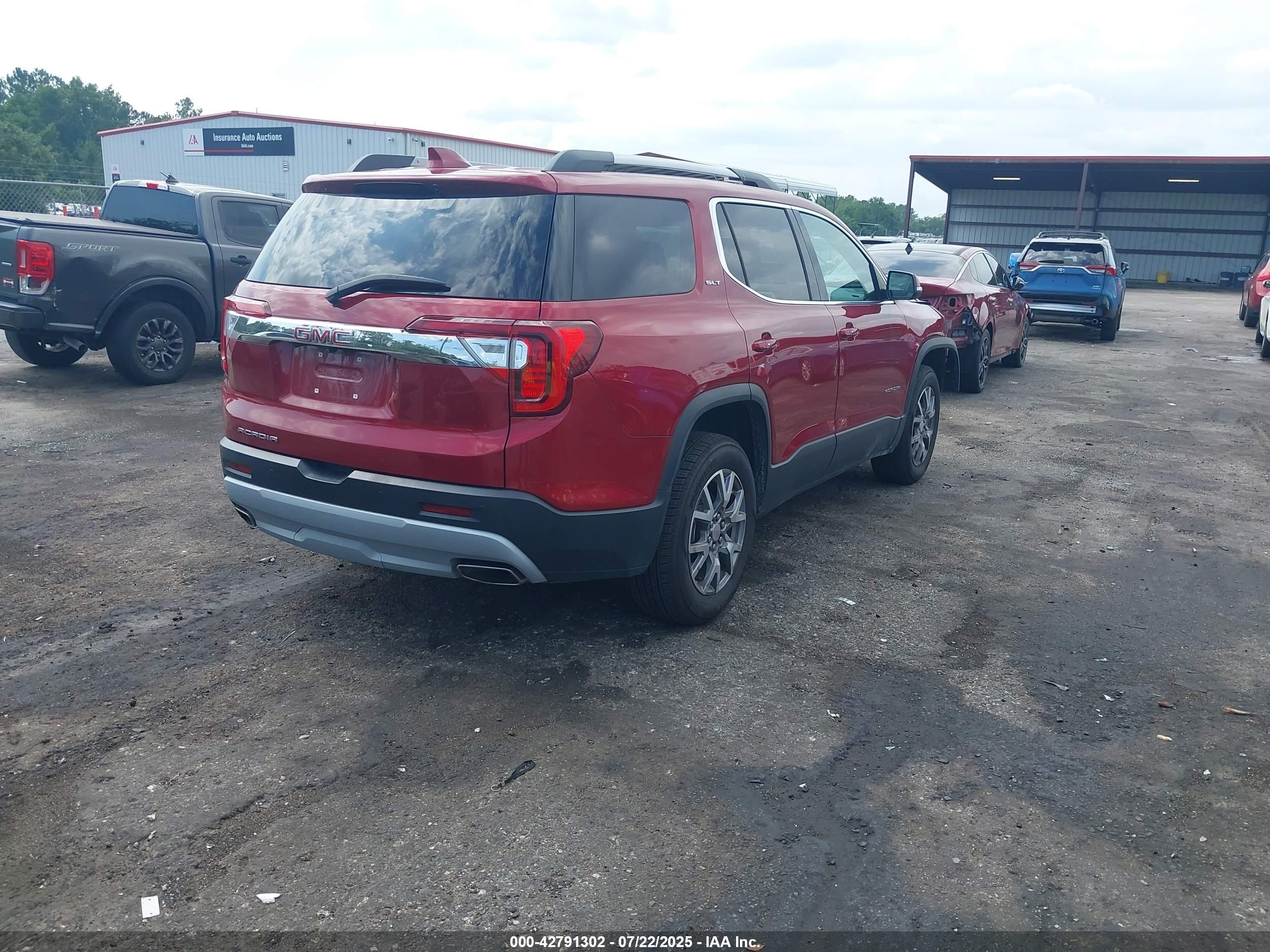 GMC ACADIA image 4