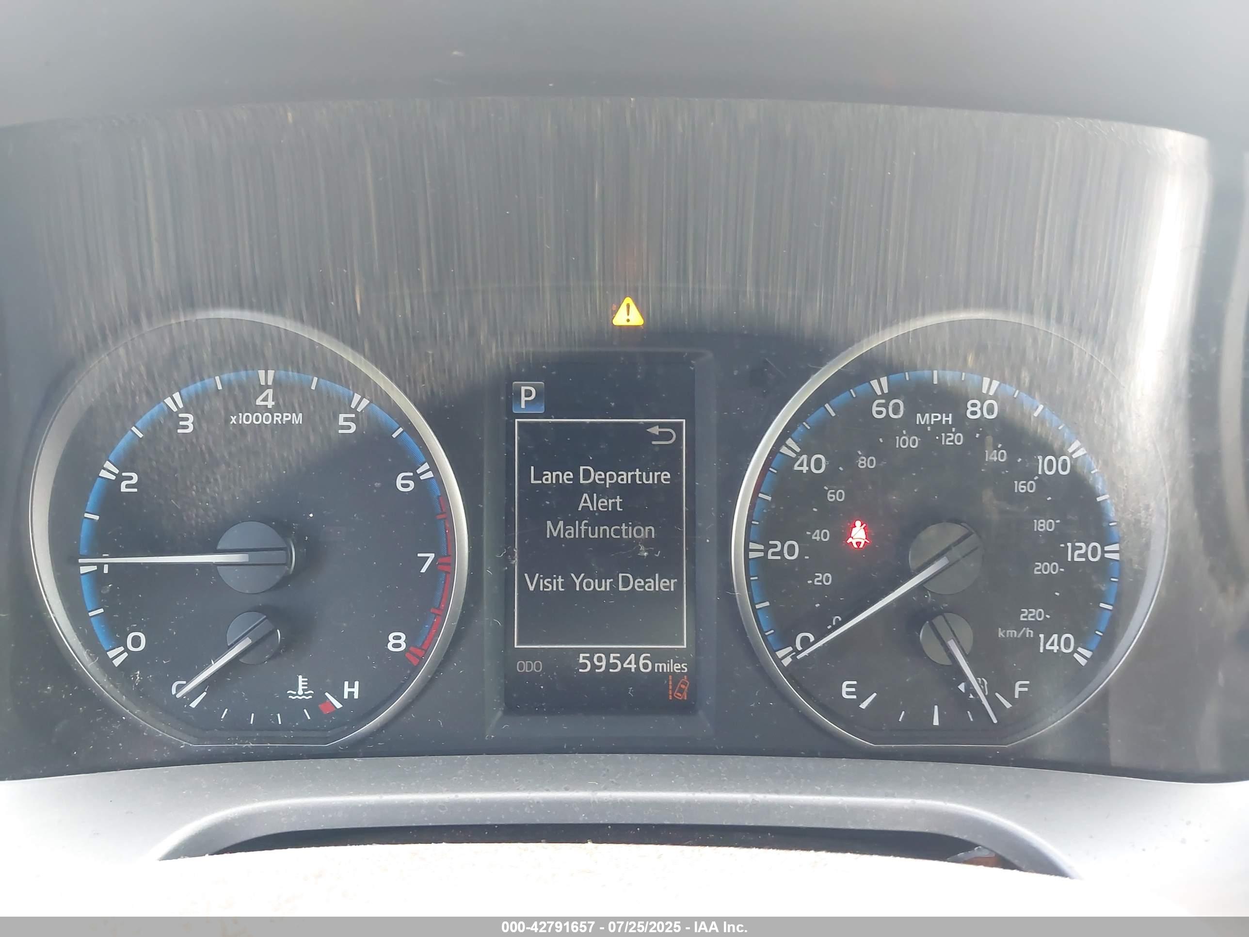 TOYOTA RAV4 image 7