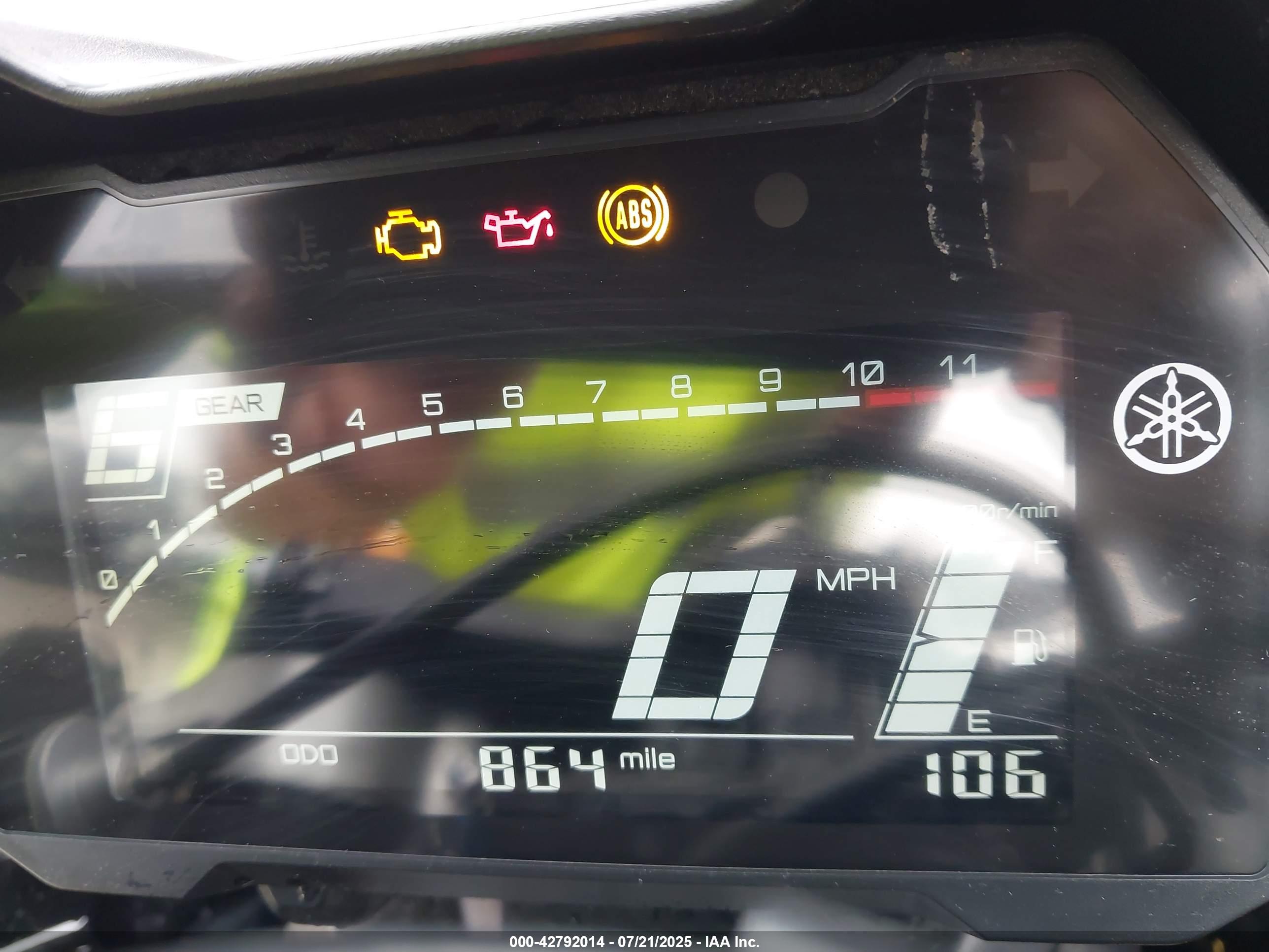 YAMAHA YZFR7 image 7