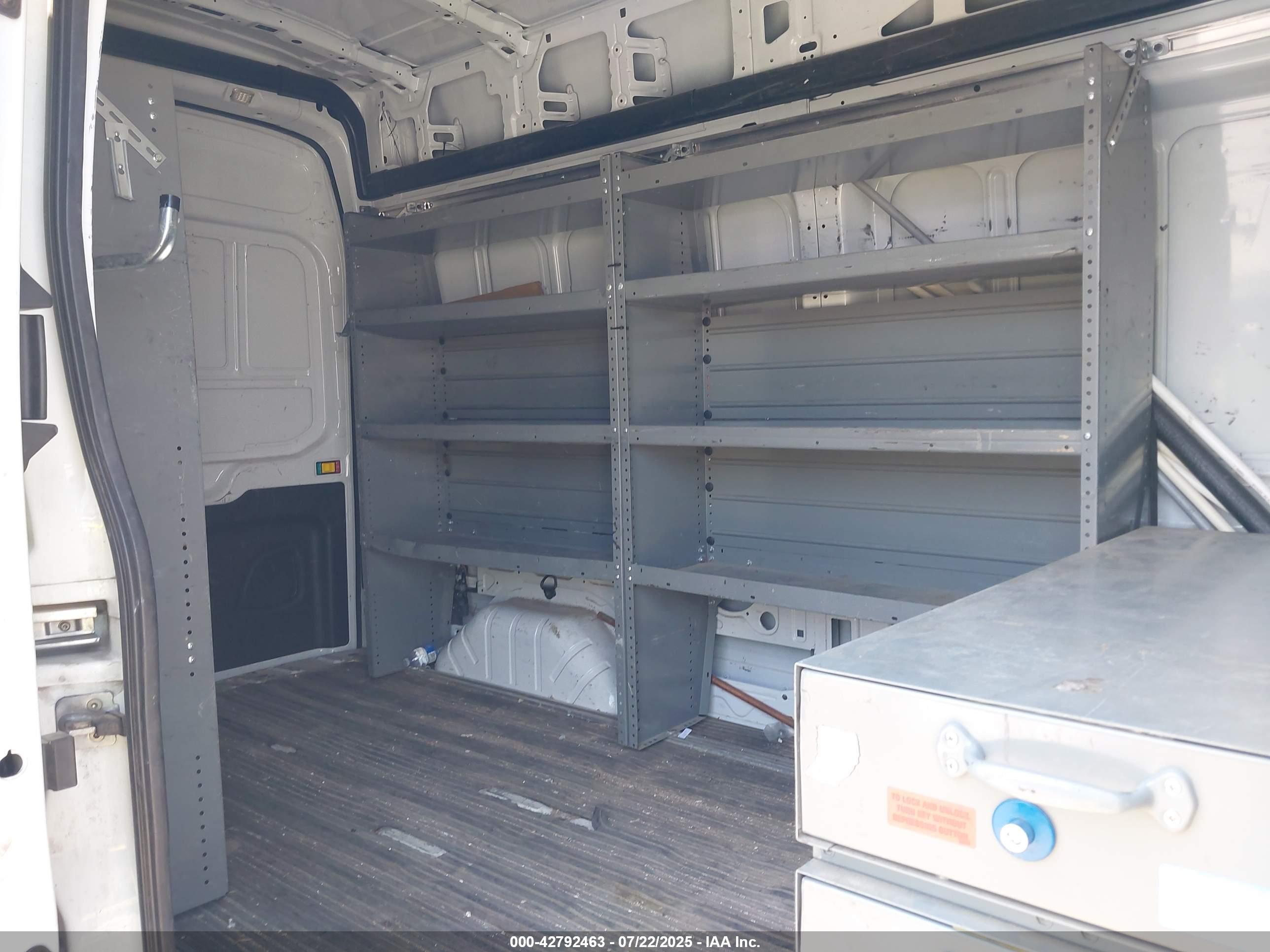 FORD TRANSIT-350 image 8