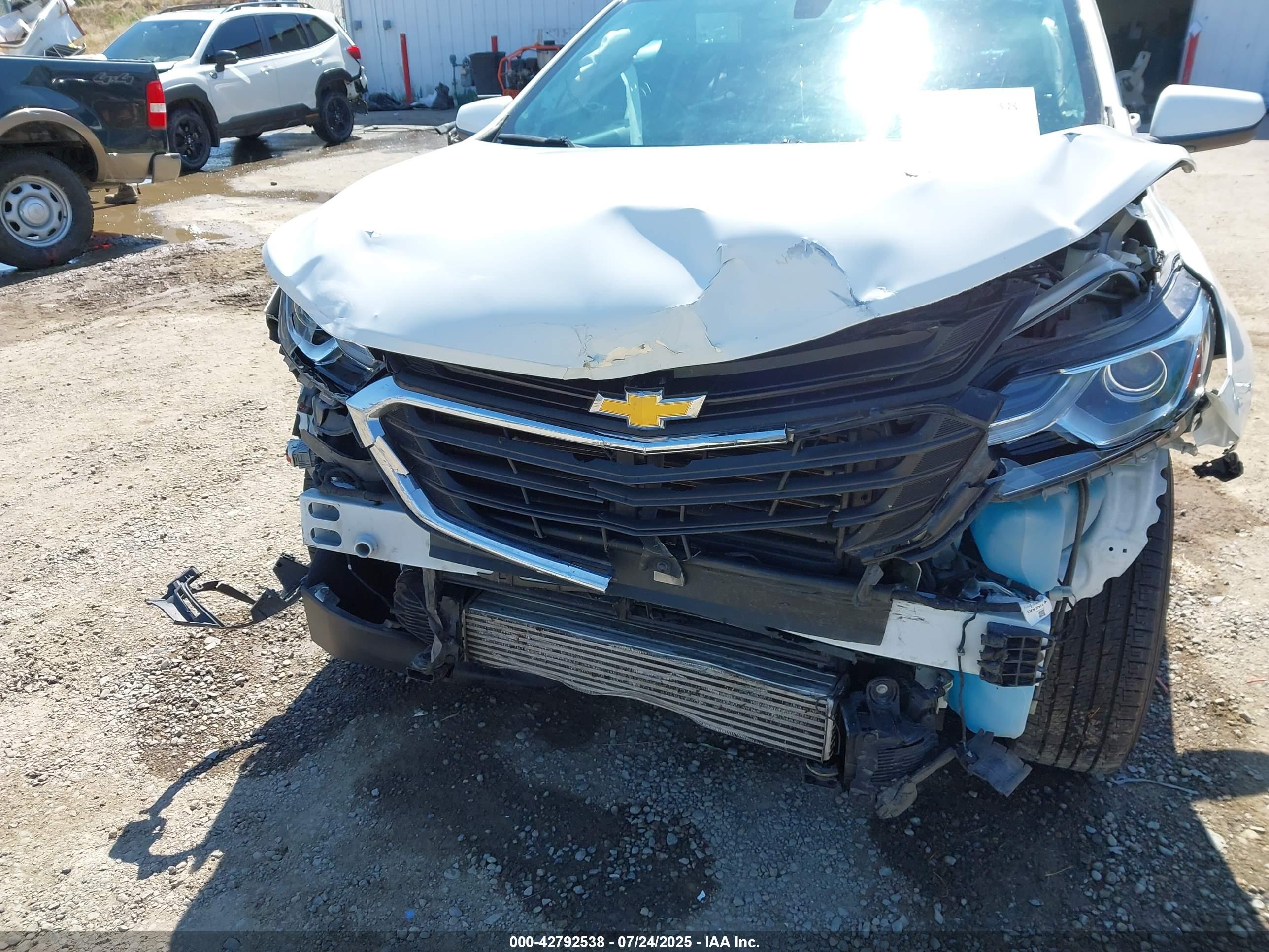 CHEVROLET EQUINOX image 6