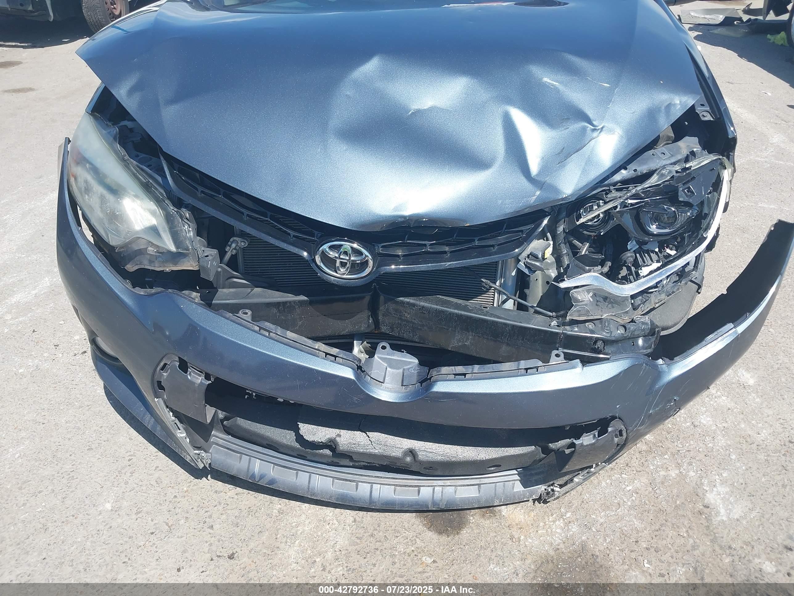 TOYOTA COROLLA image 6