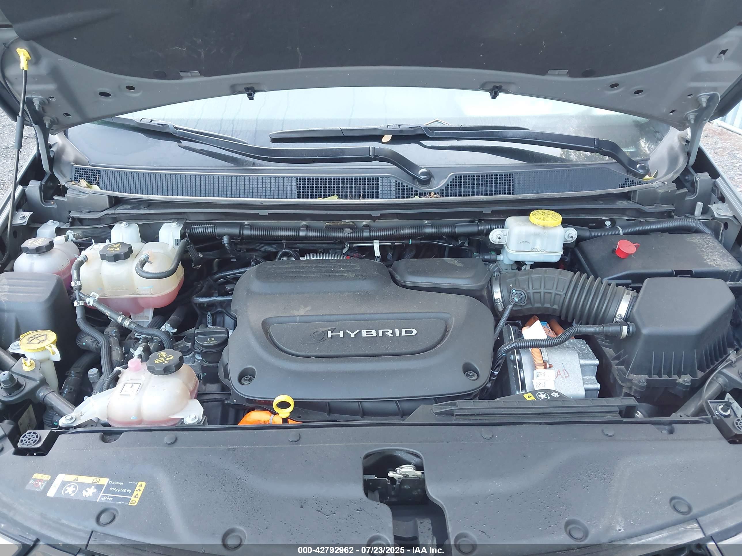 CHRYSLER PACIFICA image 10