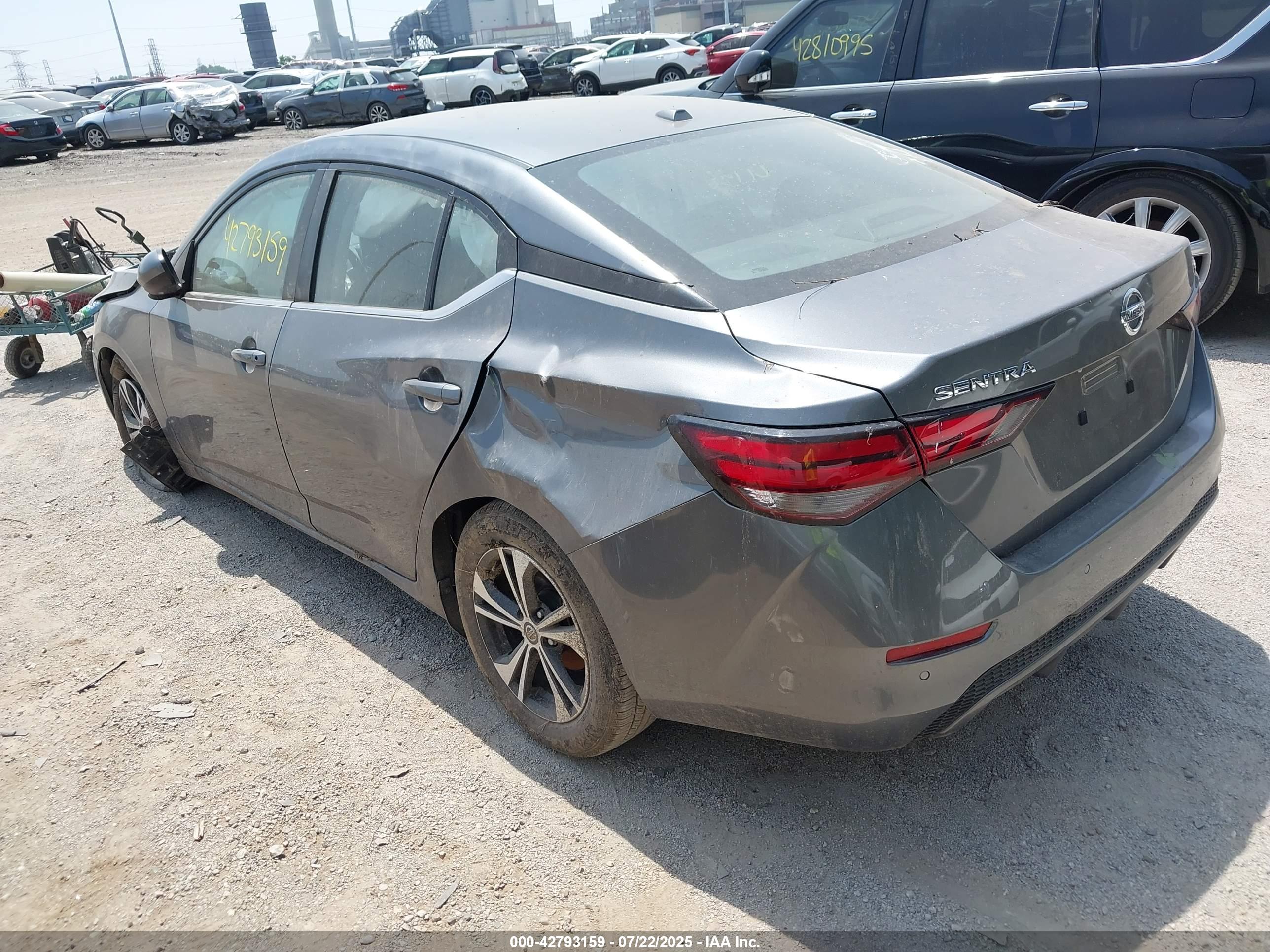 NISSAN SENTRA image 3