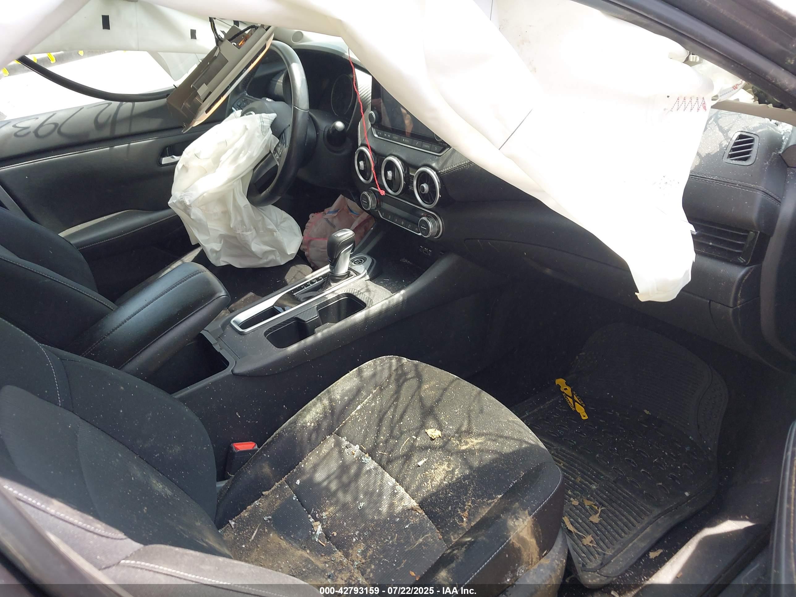 NISSAN SENTRA image 5