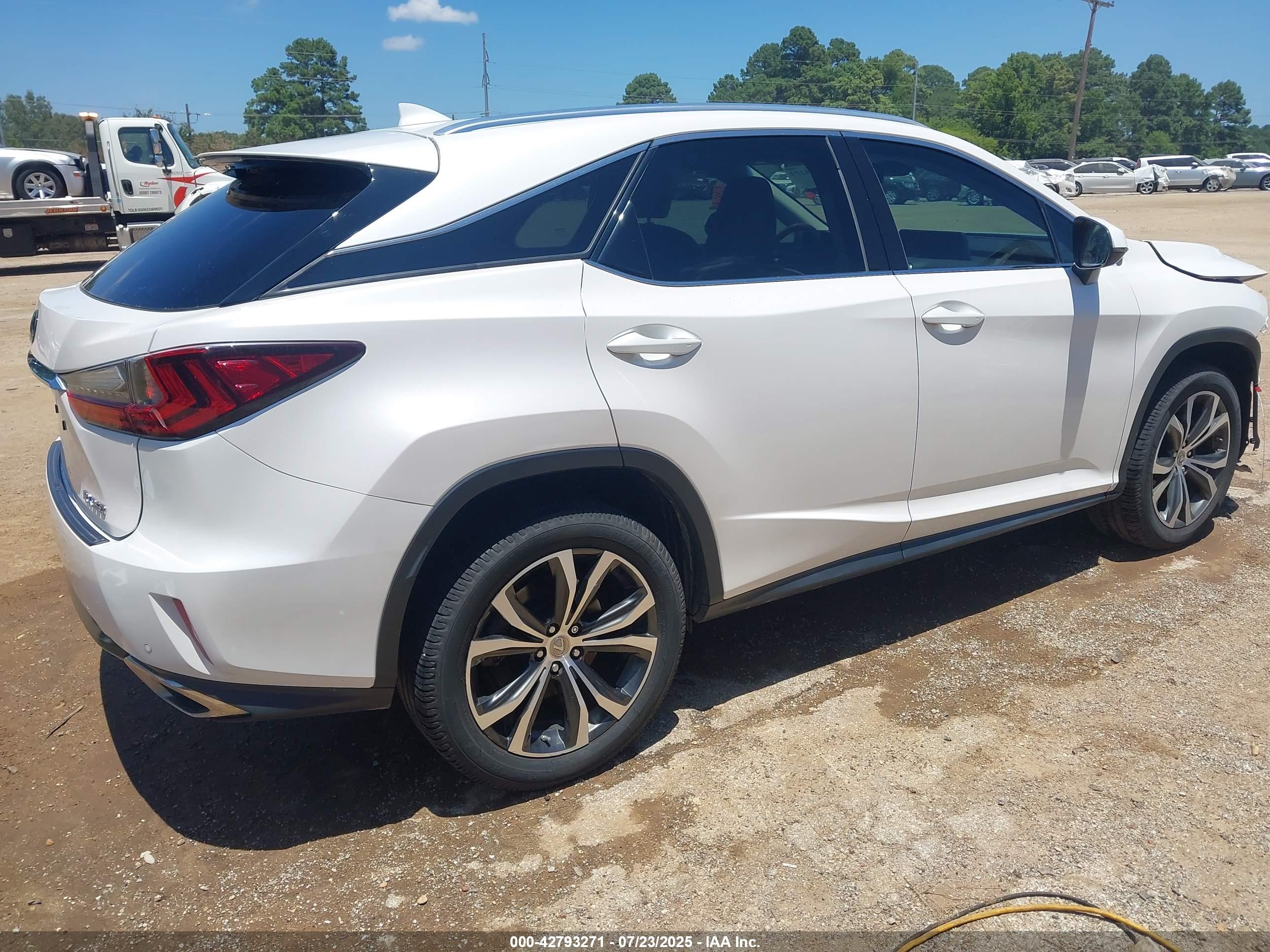 LEXUS RX image 4