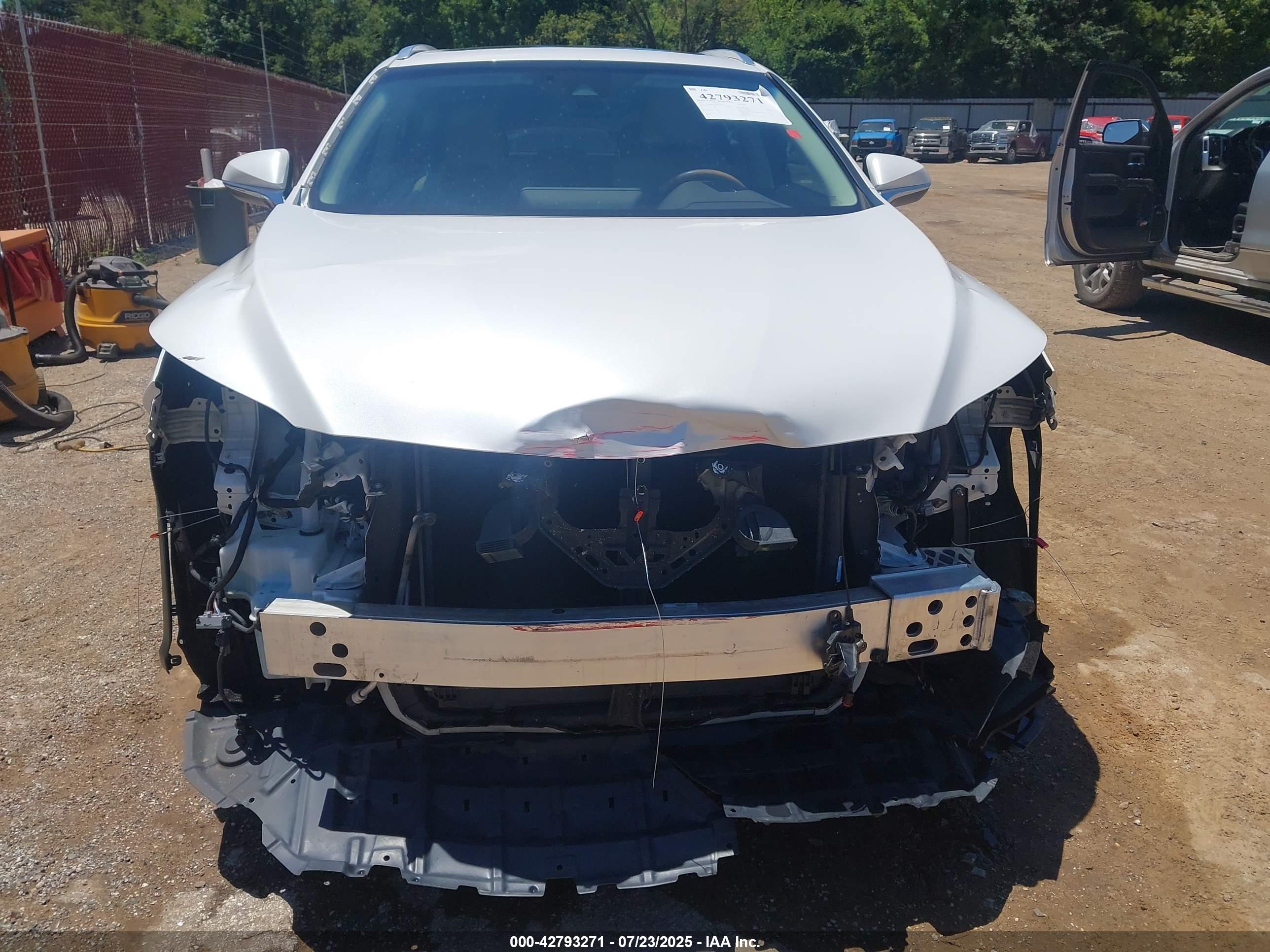LEXUS RX image 6