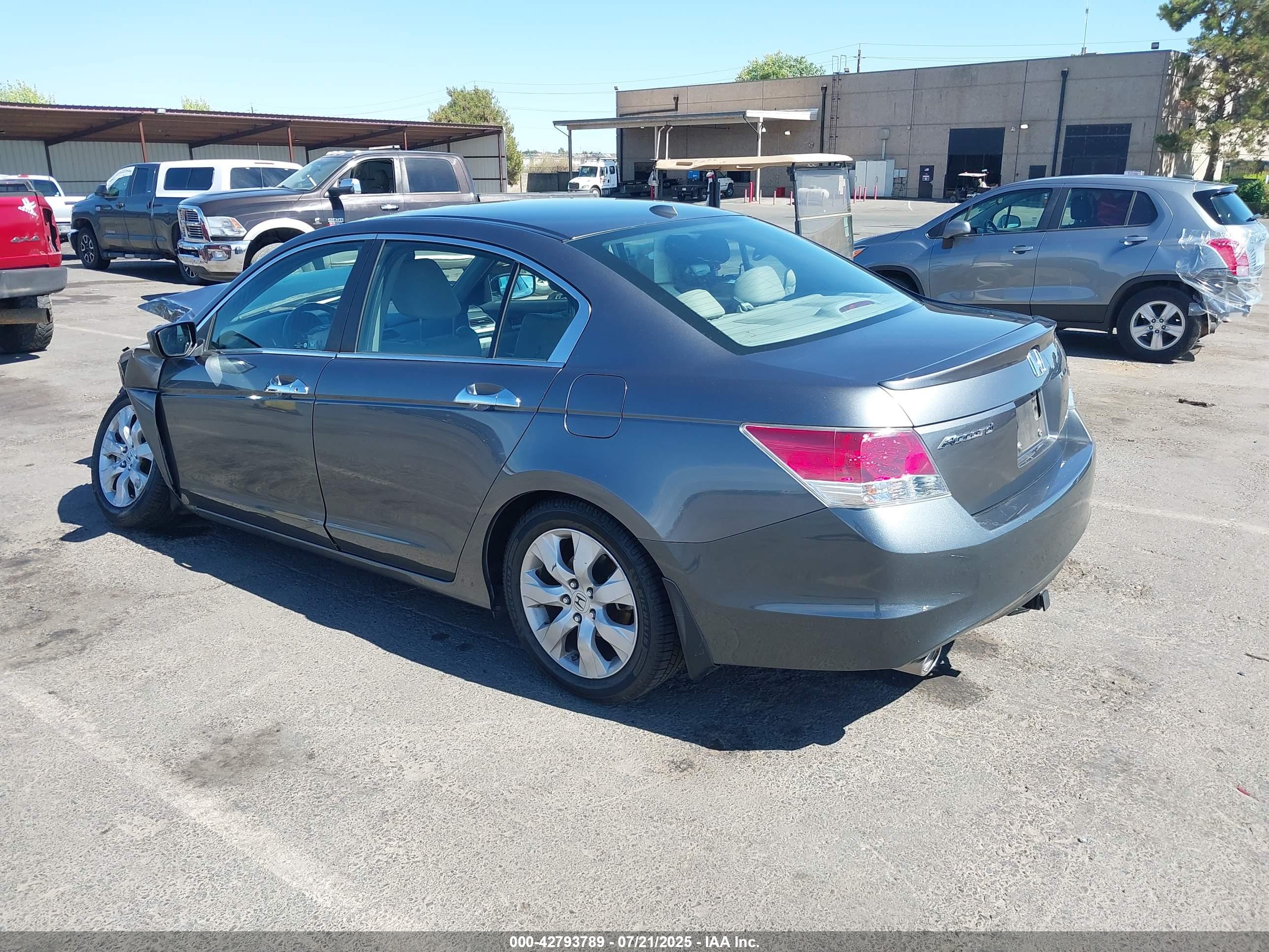 HONDA ACCORD image 3
