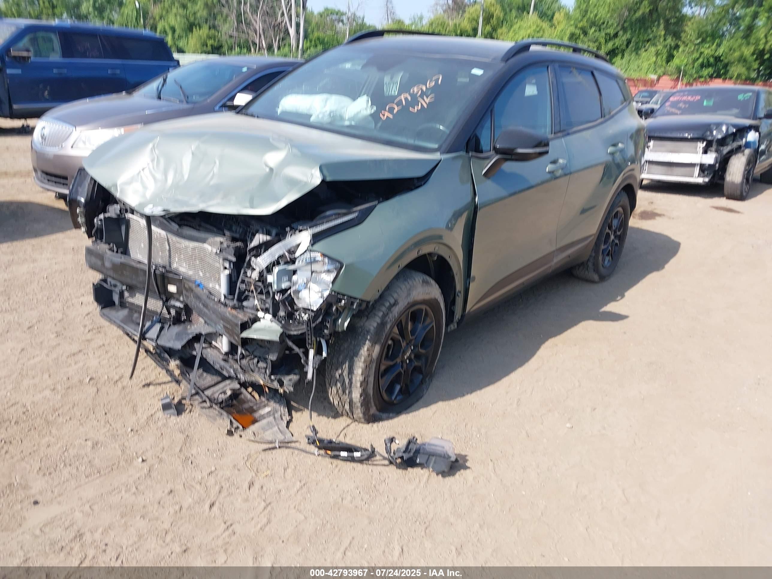 KIA SPORTAGE image 2