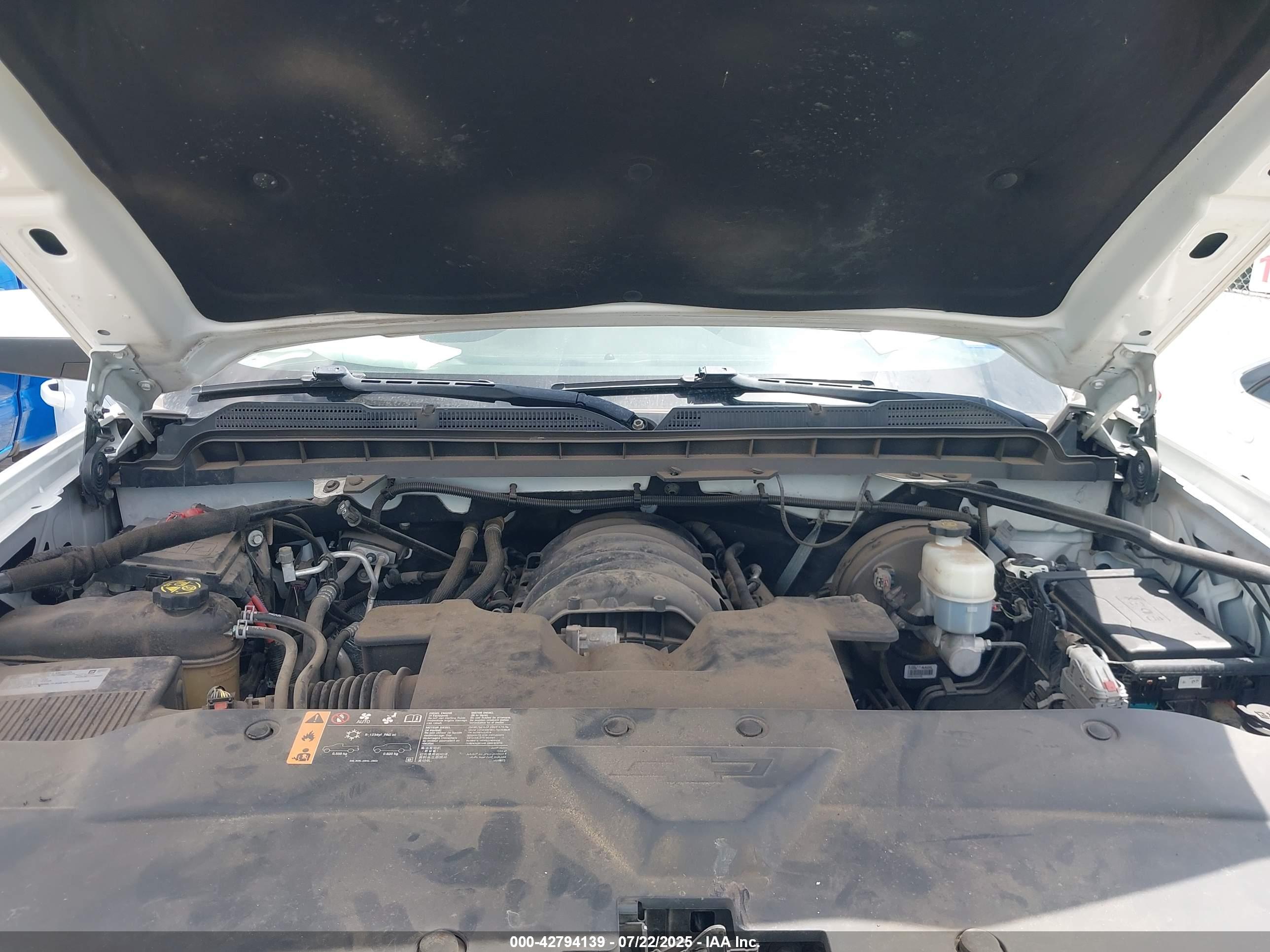 CHEVROLET SILVERADO image 10