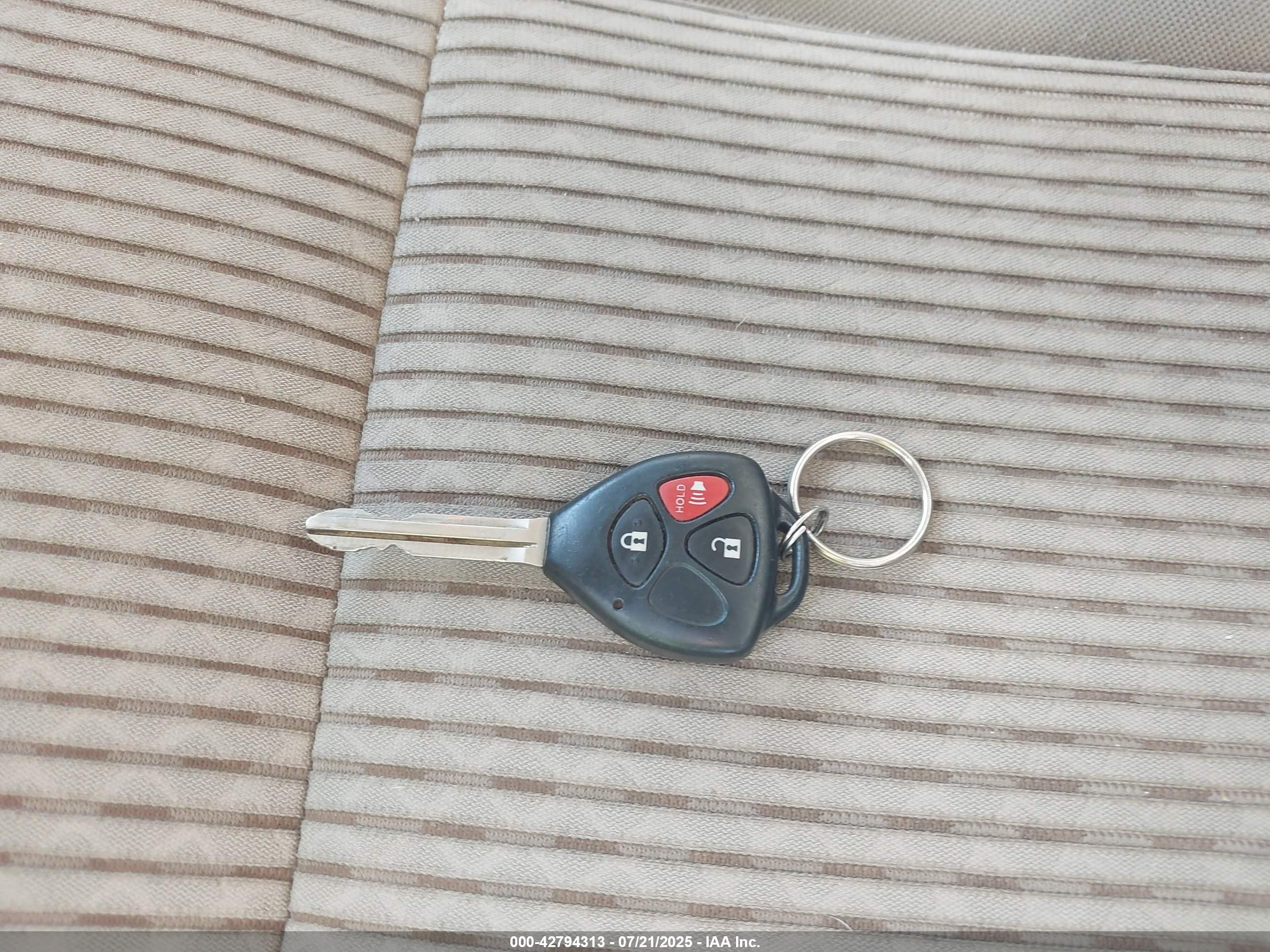 TOYOTA 4RUNNER image 11