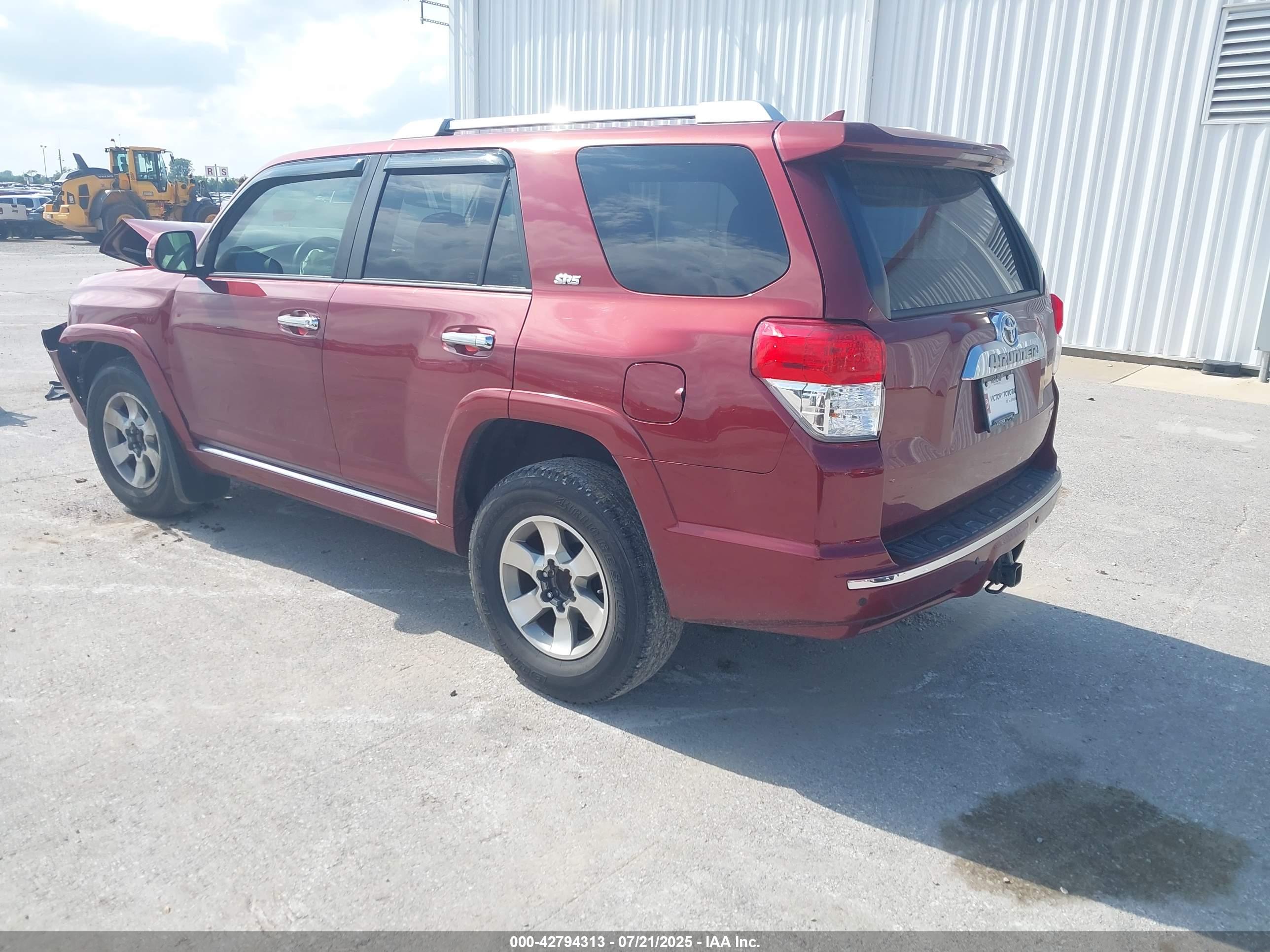 TOYOTA 4RUNNER image 3