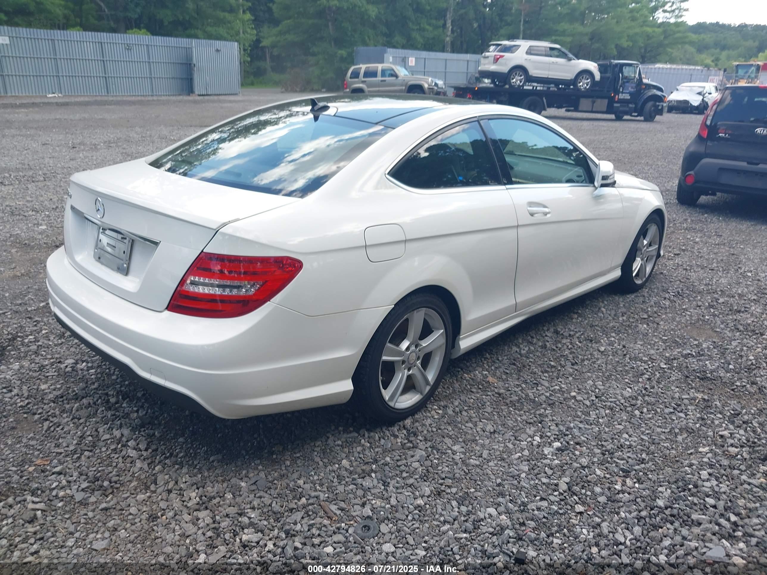 MERCEDES-BENZ C image 4