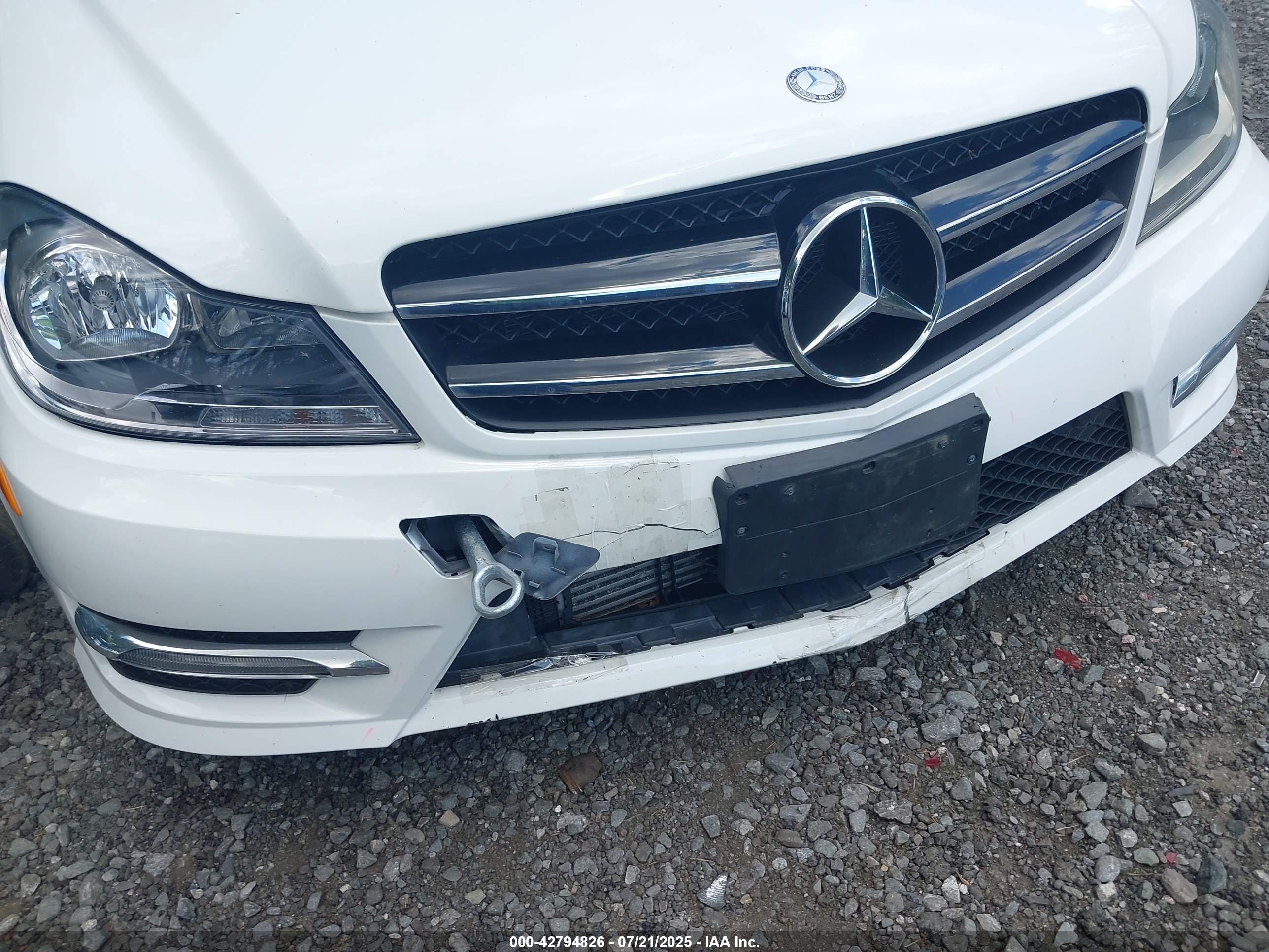 MERCEDES-BENZ C image 6