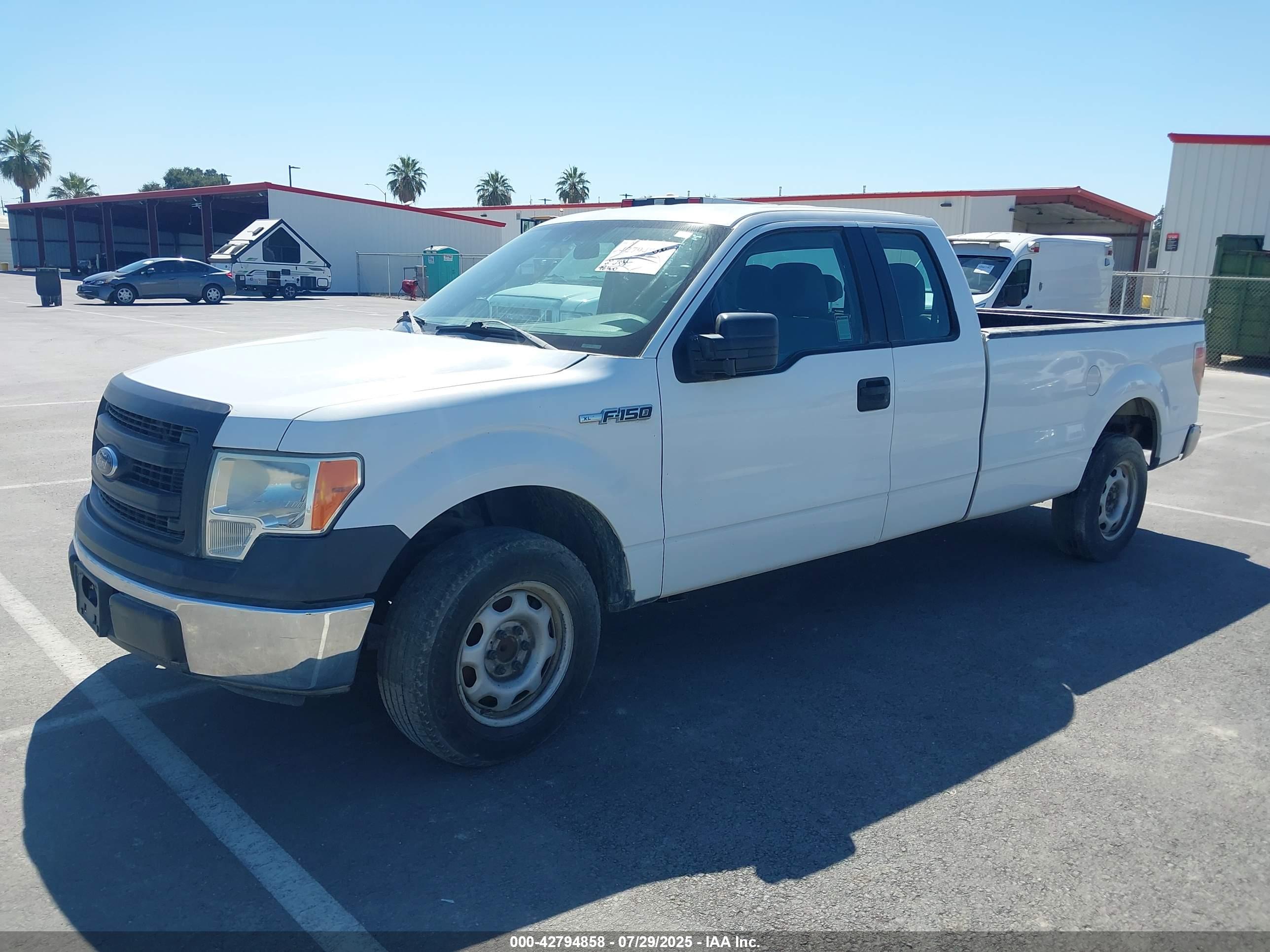 FORD F-150 image 2