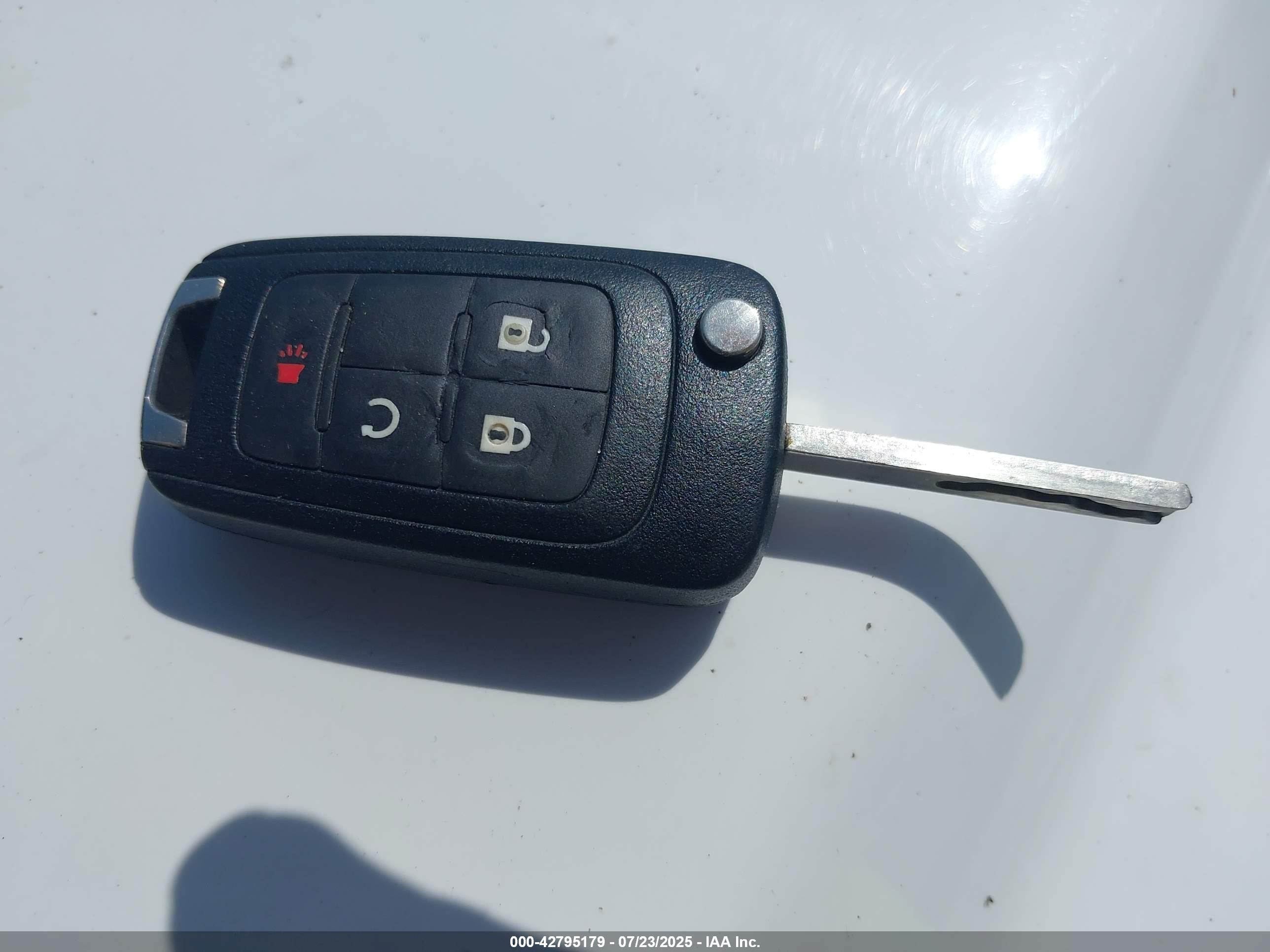 CHEVROLET EQUINOX image 11