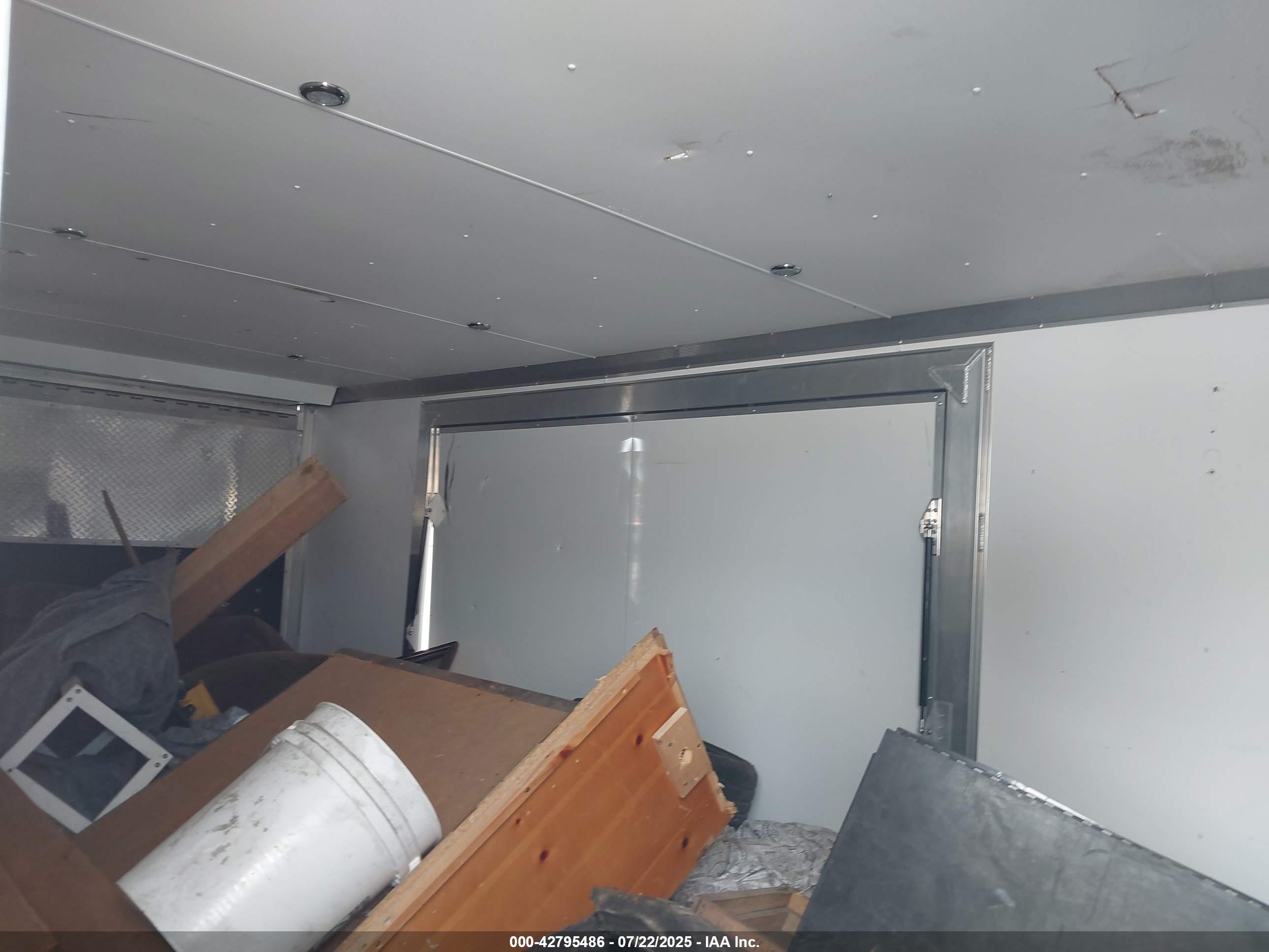 ALCOM TRAILER image 8