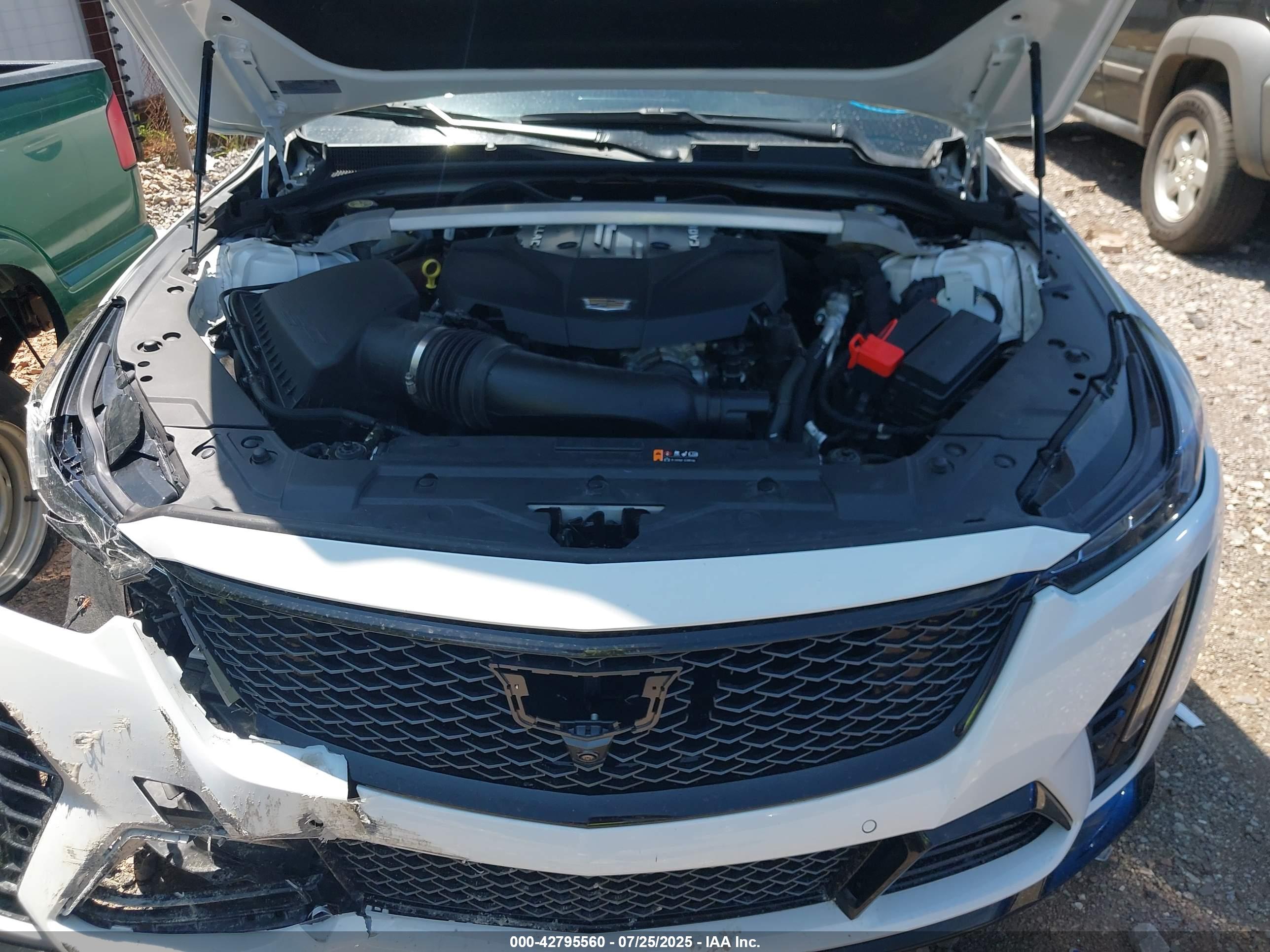 CADILLAC CT5-V image 10