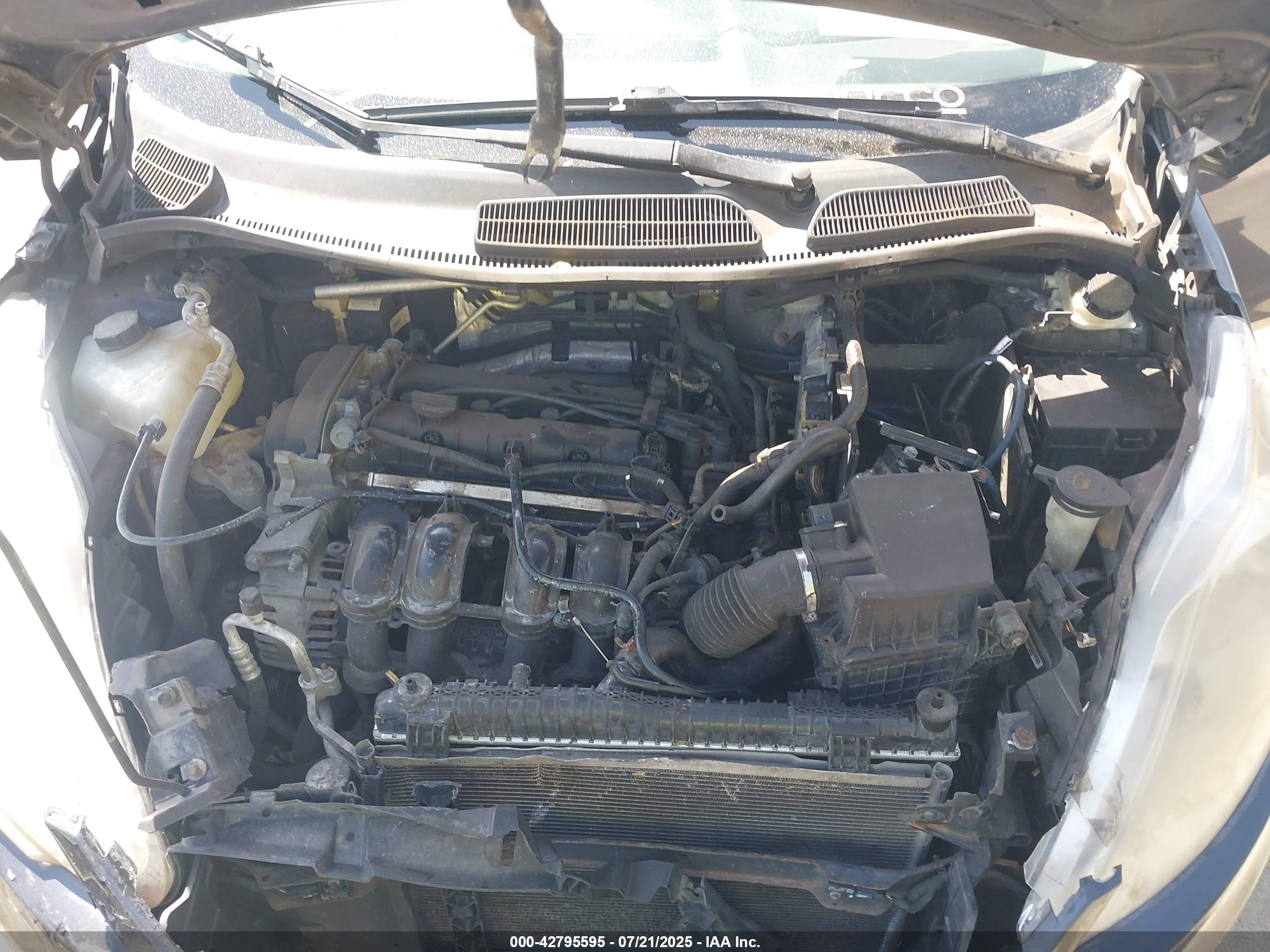FORD FIESTA image 10